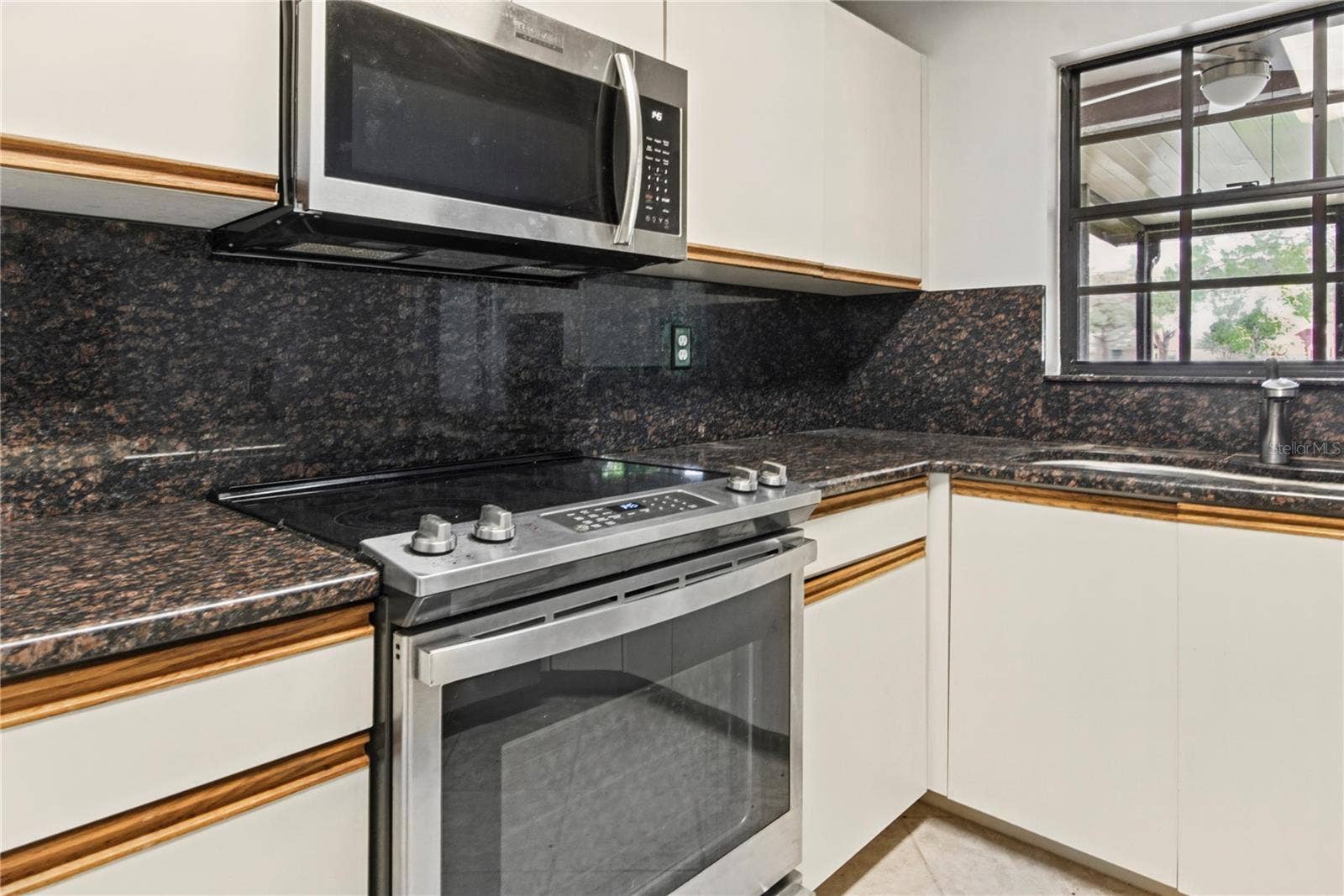 1210 HOUNDS RUN, Safety Harbor, FL 34695 1210 HOUNDS RUN, Safety Harbor, FL 34695