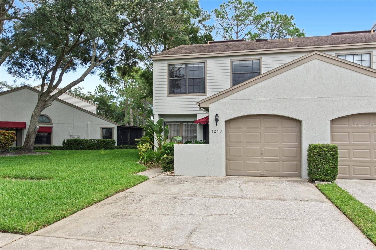 1210 HOUNDS RUN, Safety Harbor, FL 34695 1210 Hounds Run.