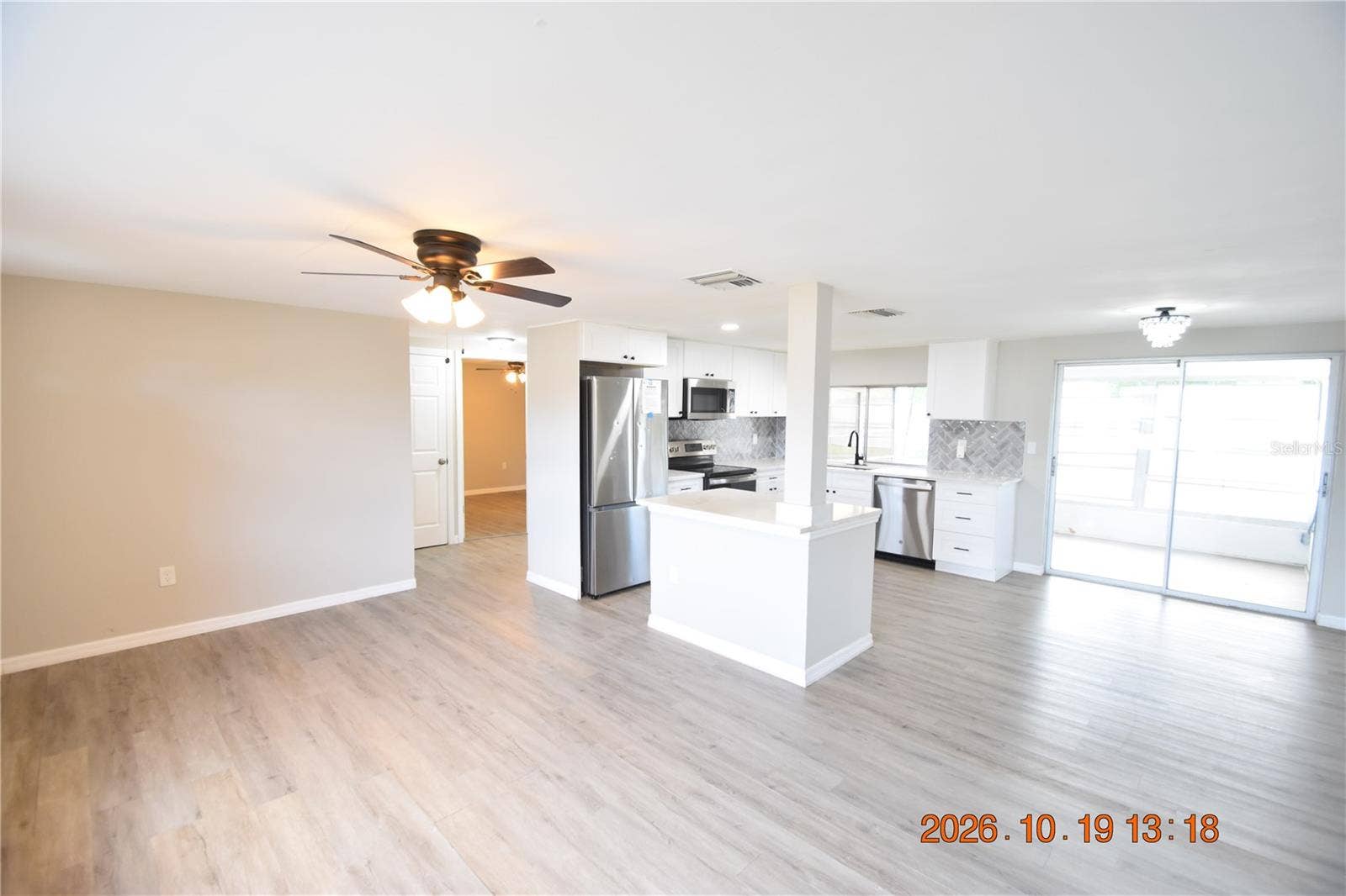 4232 NEWBURY DRIVE, New Port Richey, FL 34652 4232 NEWBURY DRIVE, New Port Richey, FL 34652