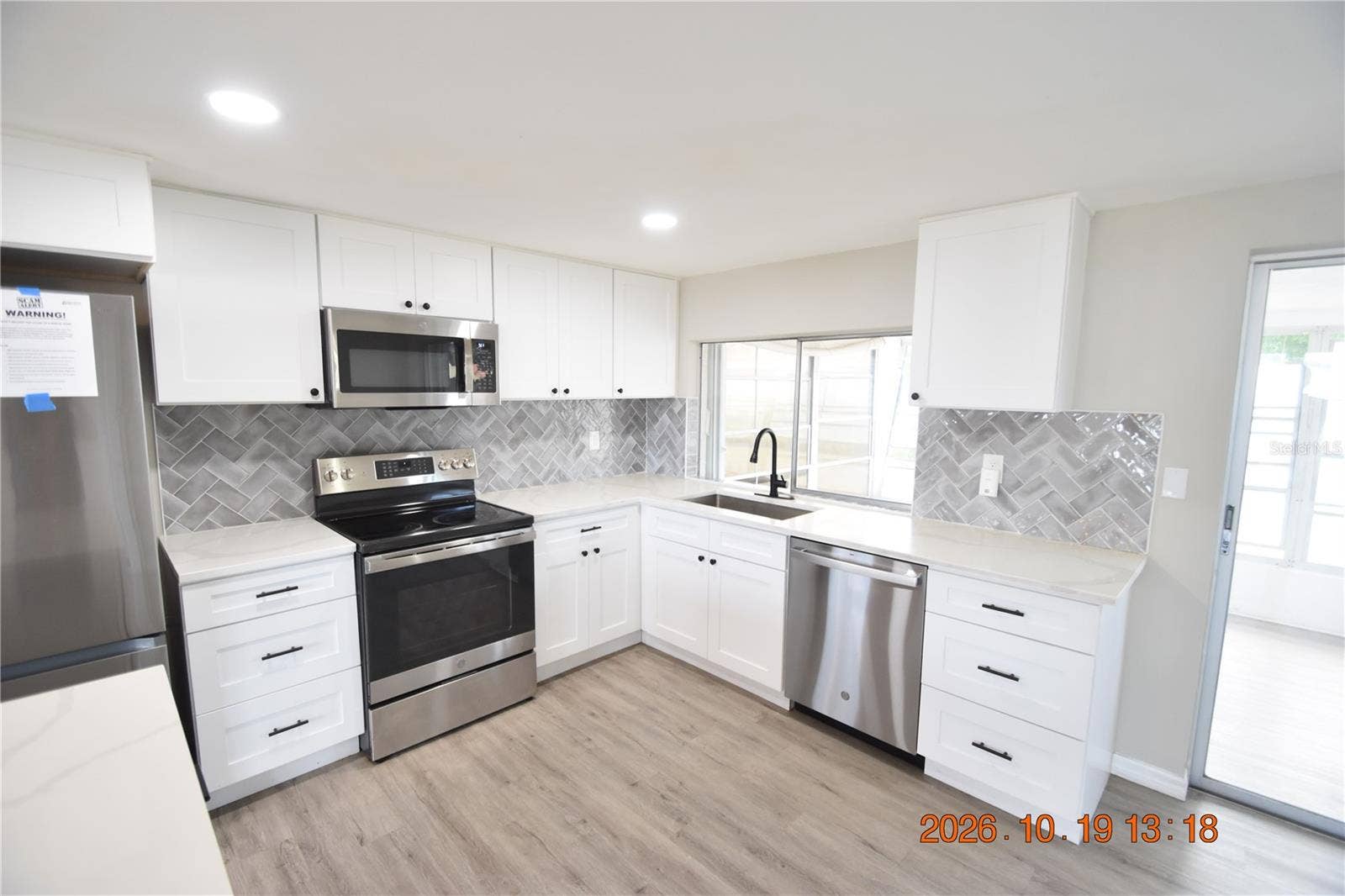 4232 NEWBURY DRIVE, New Port Richey, FL 34652 4232 NEWBURY DRIVE, New Port Richey, FL 34652