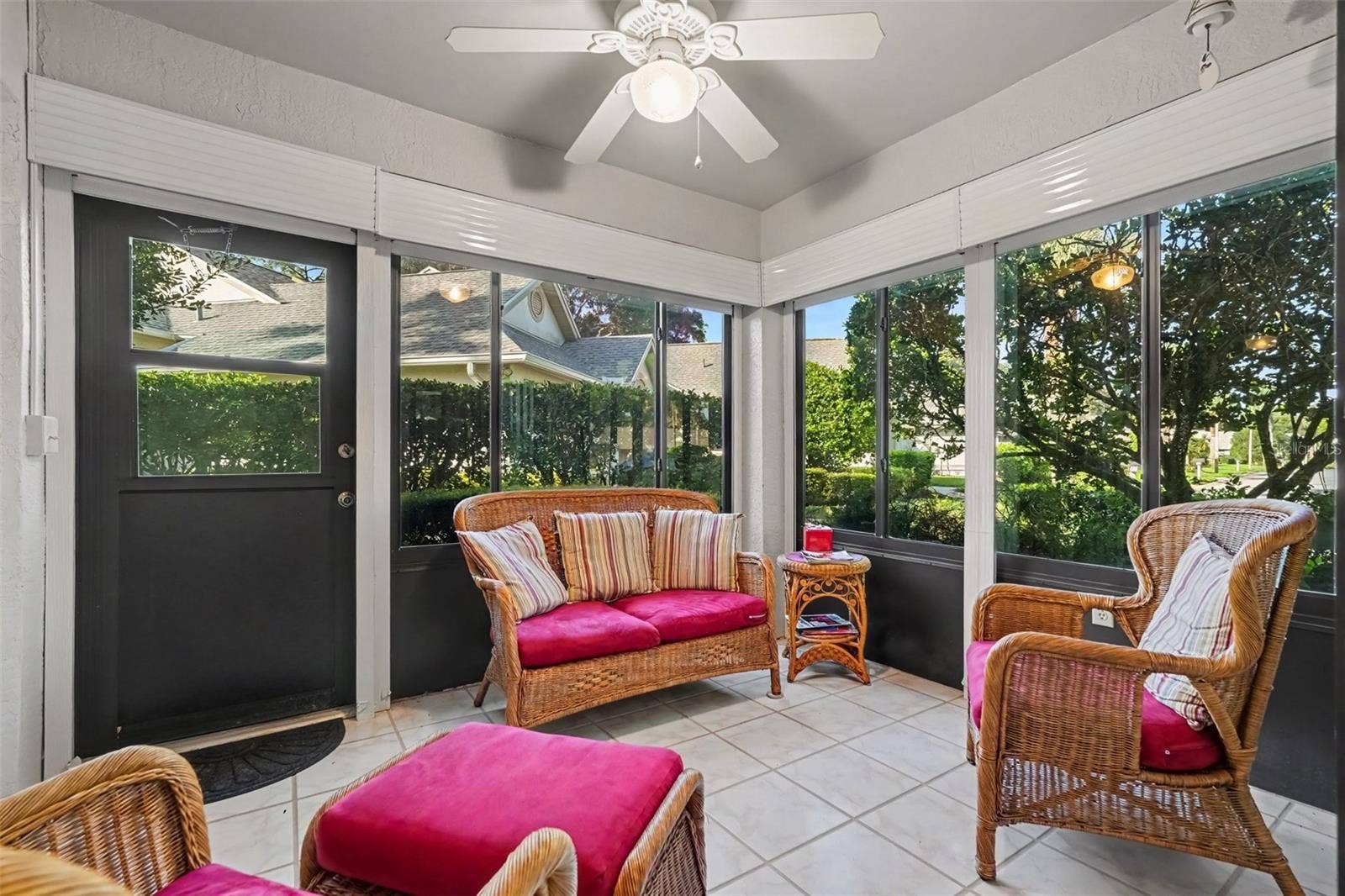3252 LORI LANE, New Port Richey, FL 34655