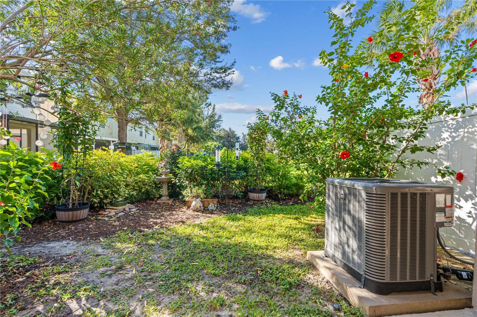 8718 TURNSTONE HAVEN PLACE, Tampa, FL 33619 8718 TURNSTONE HAVEN PLACE, Tampa, FL 33619