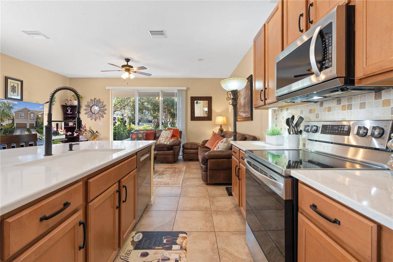 8718 TURNSTONE HAVEN PLACE, Tampa, FL 33619 8718 TURNSTONE HAVEN PLACE, Tampa, FL 33619