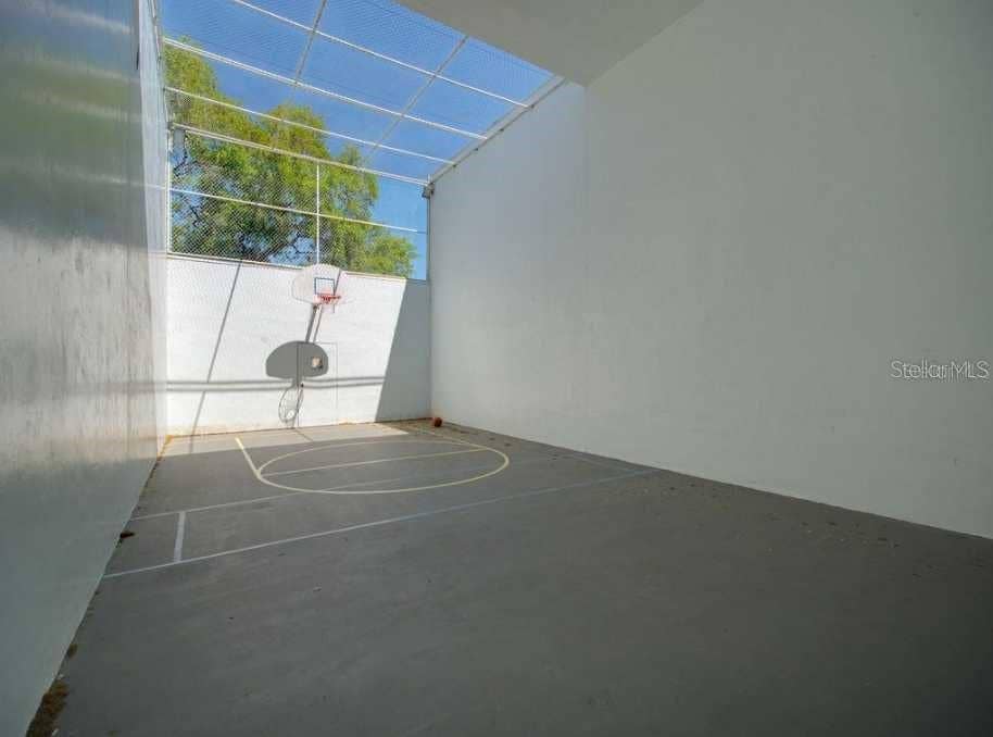 10265 GANDY BOULEVARD N, #1707, St Petersburg, FL 33702 10265 GANDY BOULEVARD N, #1707, St Petersburg, FL 33702