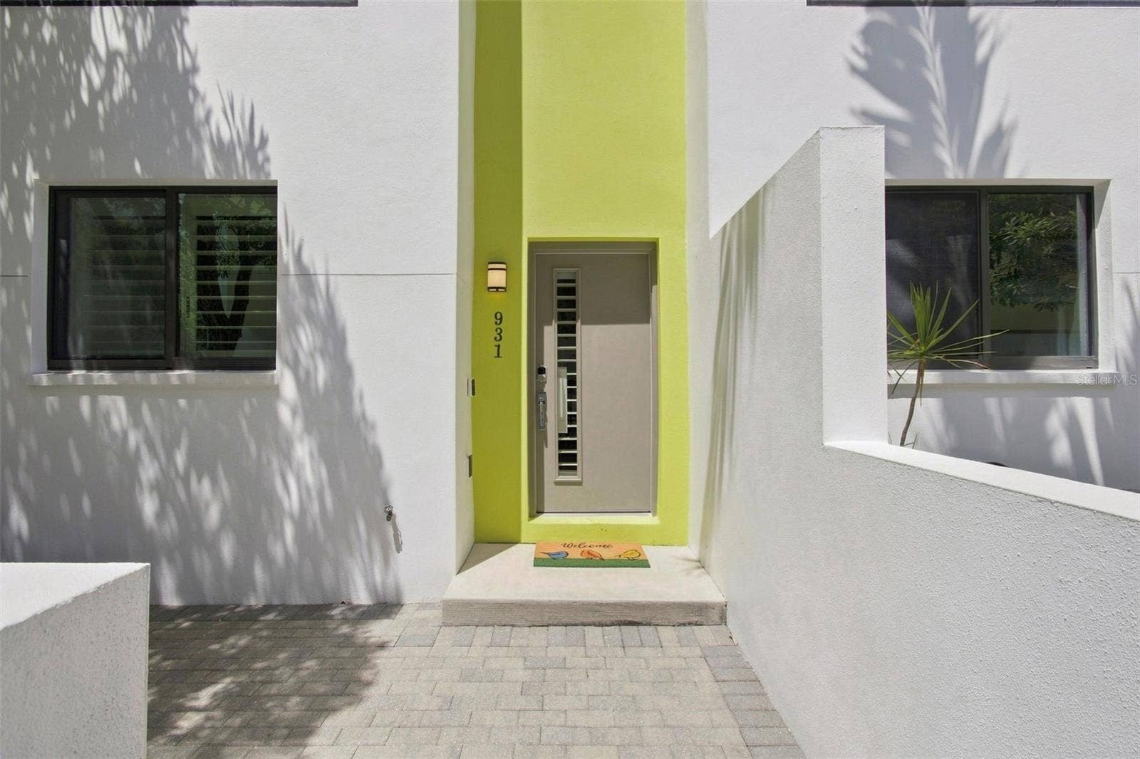 931 ARLINGTON AVENUE N, #1, St Petersburg, FL 33705 931 ARLINGTON AVENUE N, #1, St Petersburg, FL 33705