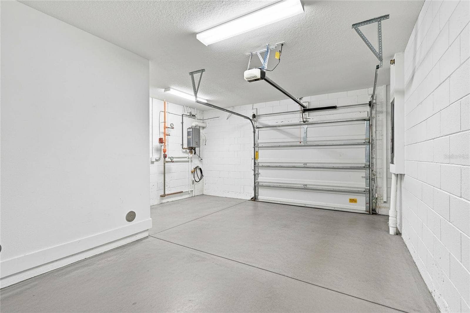 931 ARLINGTON AVENUE N, #1, St Petersburg, FL 33705 931 ARLINGTON AVENUE N, #1, St Petersburg, FL 33705