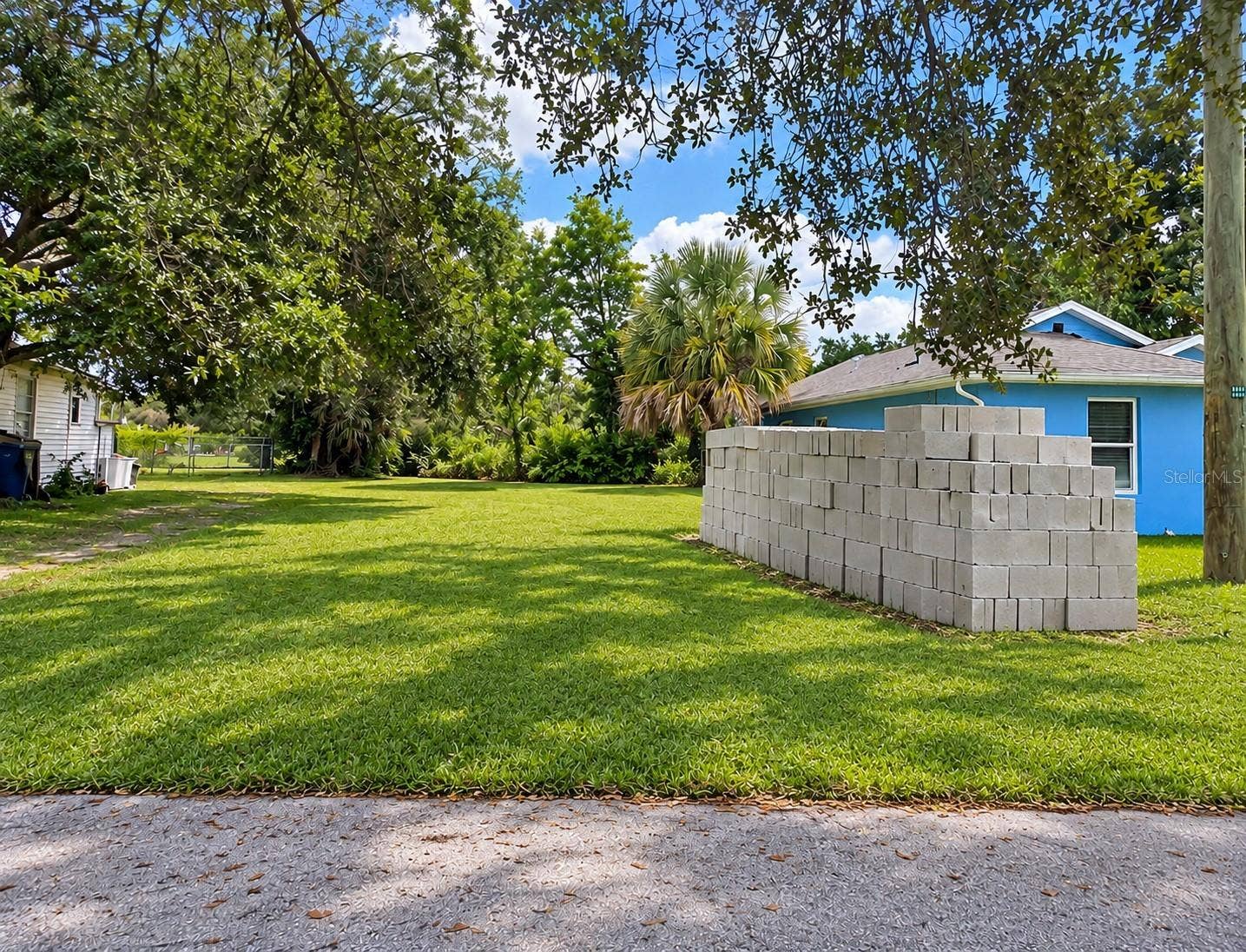 2910 E 32ND AVENUE, Tampa, FL 33610