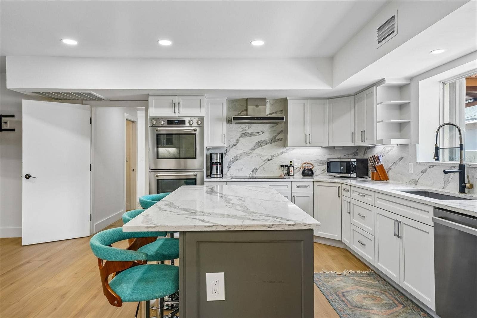 7100 PARK STREET S, St Petersburg, FL 33707 7100 PARK STREET S, St Petersburg, FL 33707