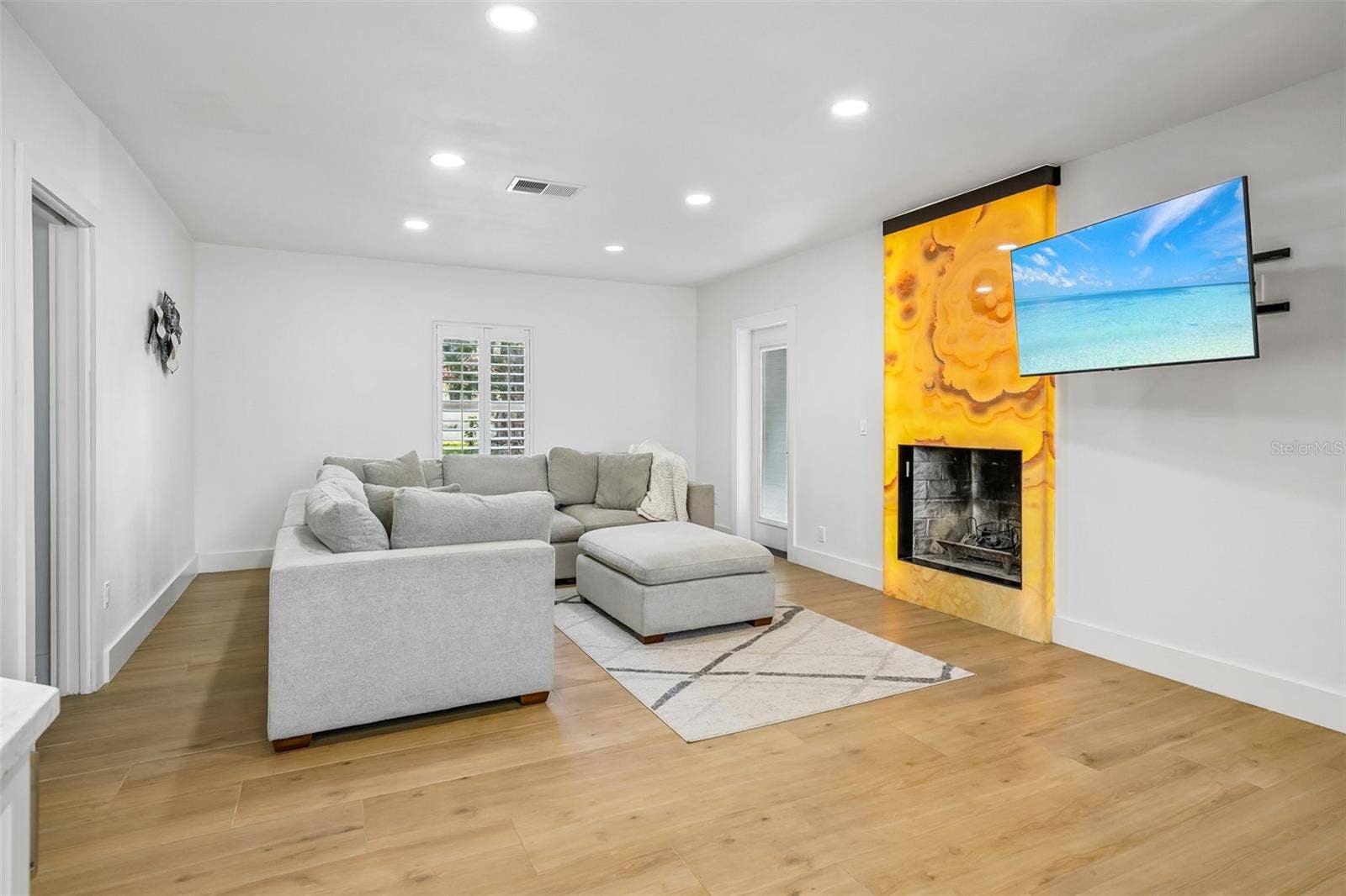 7100 PARK STREET S, St Petersburg, FL 33707 7100 PARK STREET S, St Petersburg, FL 33707