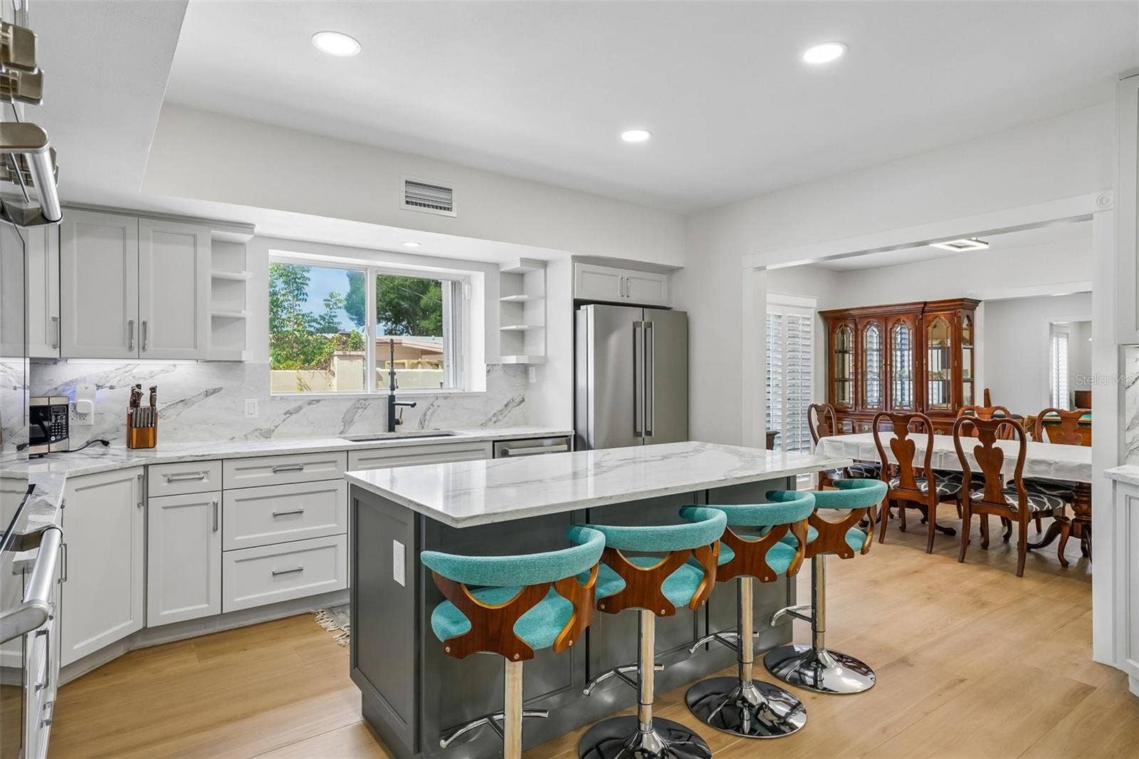 7100 PARK STREET S, St Petersburg, FL 33707 7100 PARK STREET S, St Petersburg, FL 33707