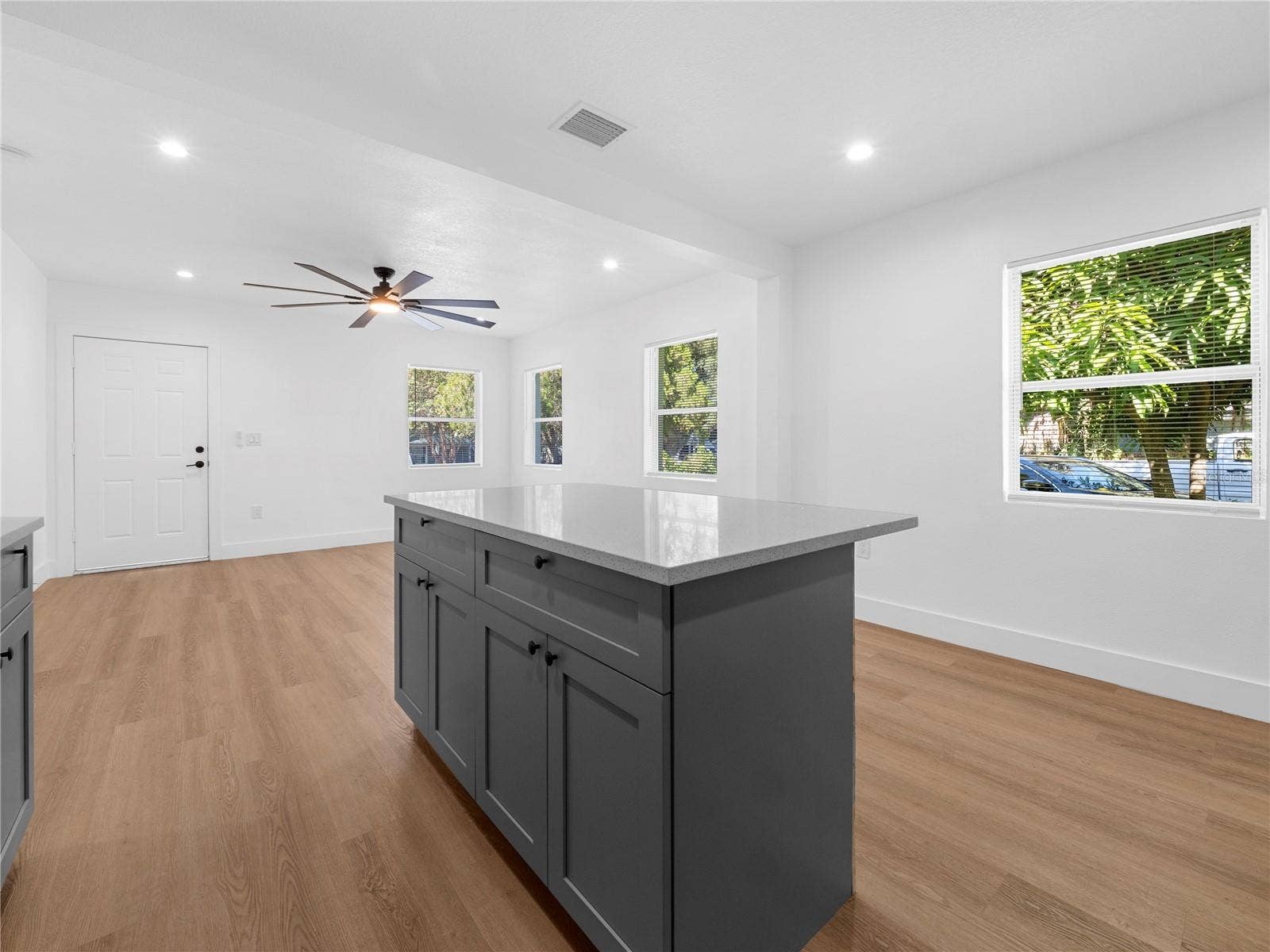 7305 N TALIAFERRO AVENUE, Tampa, FL 33604