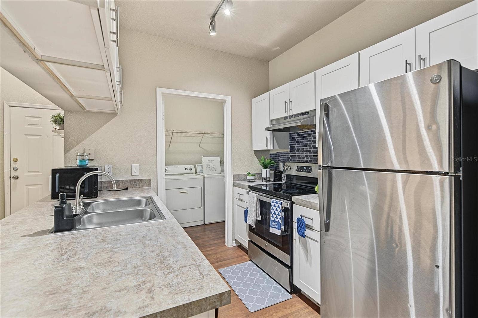 13123 SANCTUARY COVE DRIVE, #104, Temple Terrace, FL 33637 Updated Kitchen - 13123 Sanctuary Cove Drive - Unit 104