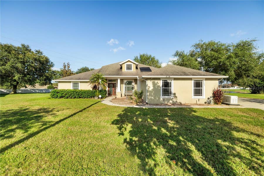 Property photo for 3002 VIA ROMA COURT, Plant City, FL