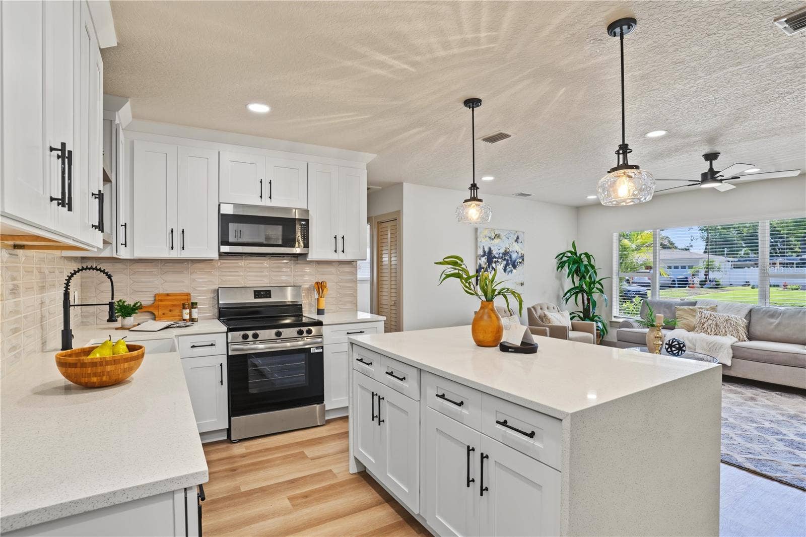 4357 32ND AVENUE N, St Petersburg, FL 33713 4357 32ND AVENUE N, St Petersburg, FL 33713