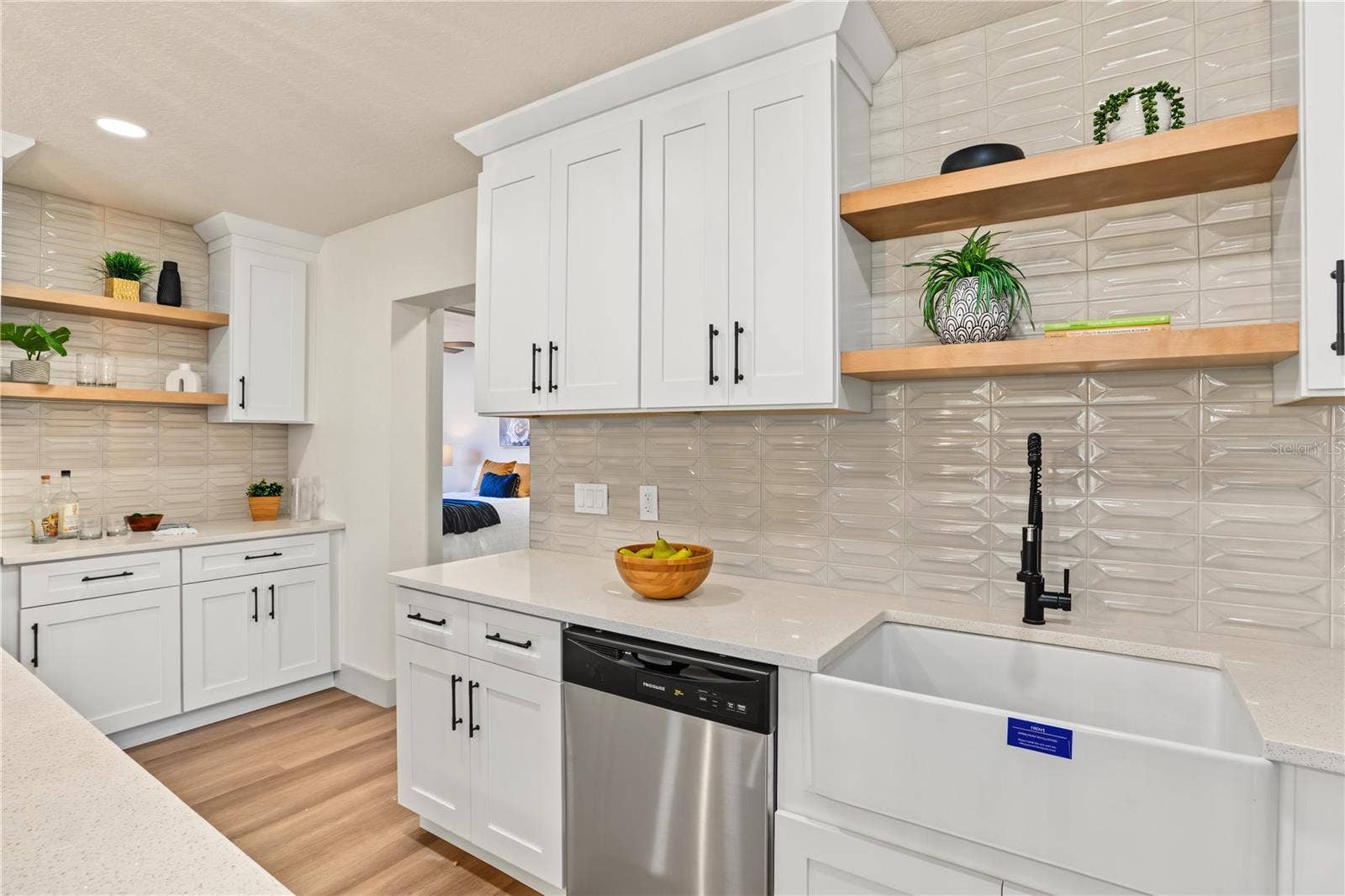 4357 32ND AVENUE N, St Petersburg, FL 33713 4357 32ND AVENUE N, St Petersburg, FL 33713