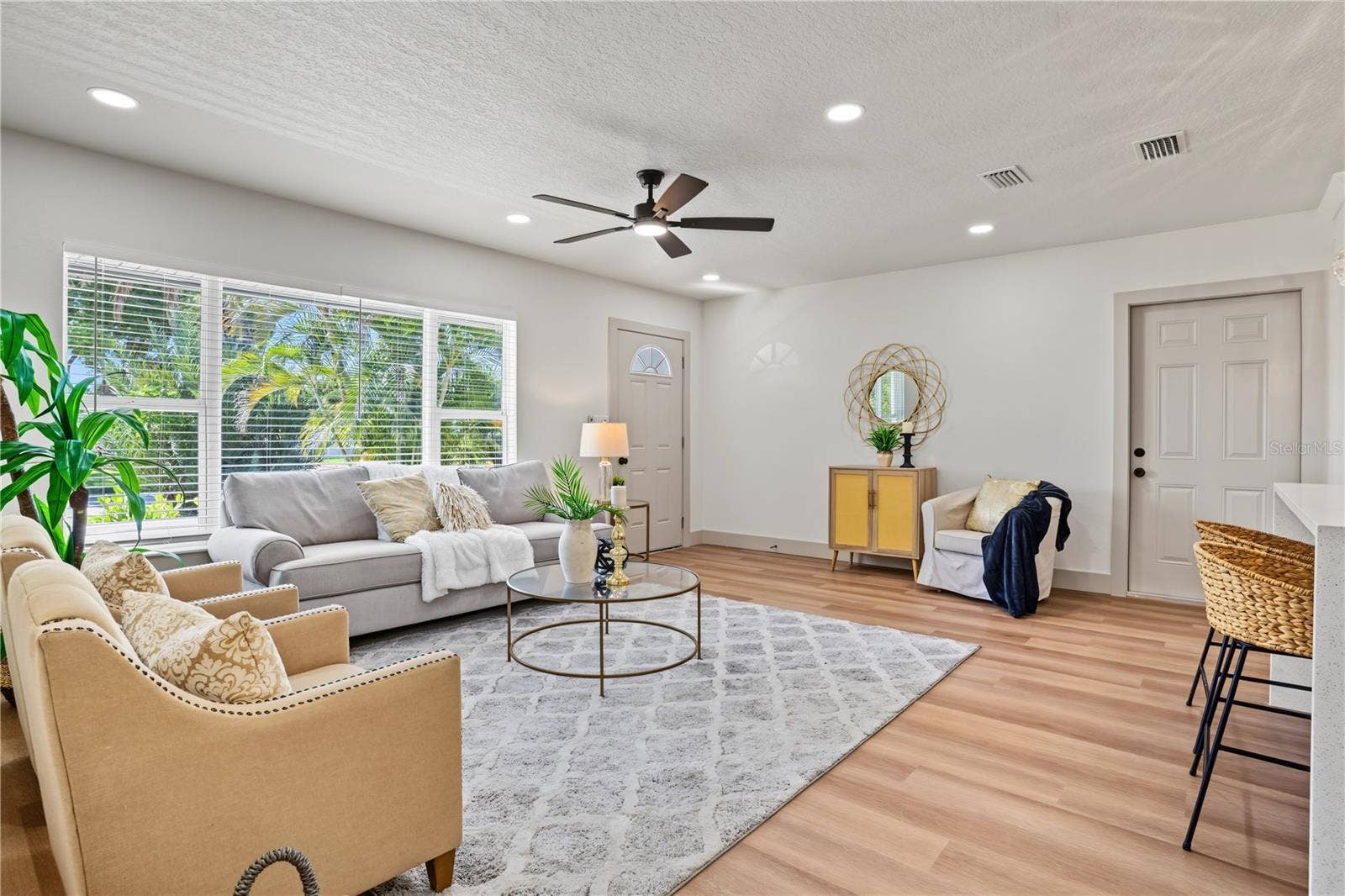 4357 32ND AVENUE N, St Petersburg, FL 33713 4357 32ND AVENUE N, St Petersburg, FL 33713