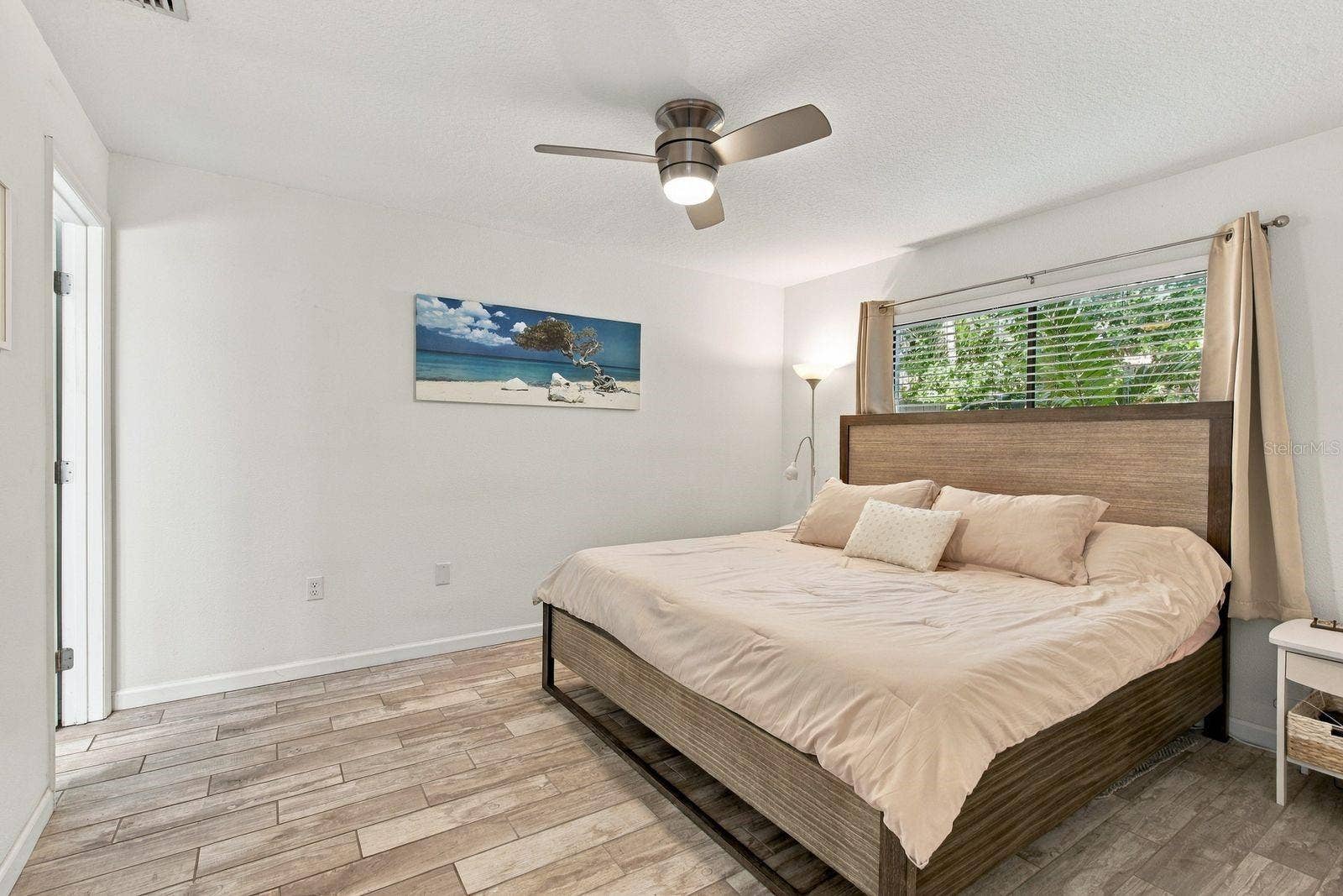 515 MISTLETOE COURT, #B, Safety Harbor, FL 34695