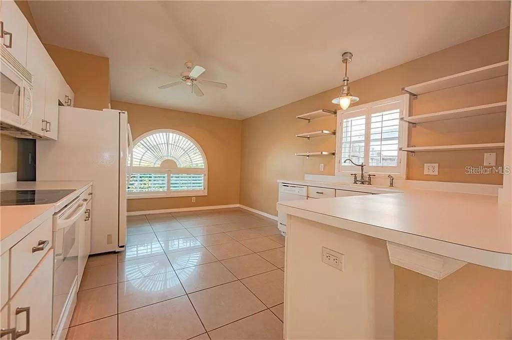 3904 IXORA COURT, Riverview, FL 33578 3904 IXORA COURT, Riverview, FL 33578