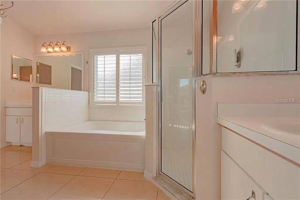 3904 IXORA COURT, Riverview, FL 33578 3904 IXORA COURT, Riverview, FL 33578