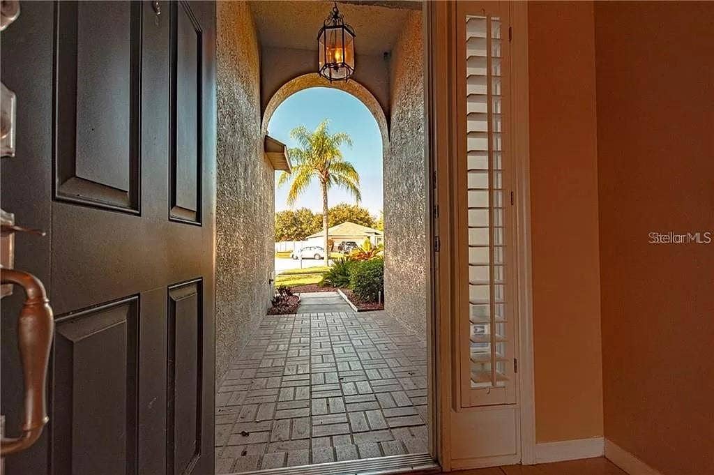 3904 IXORA COURT, Riverview, FL 33578 3904 IXORA COURT, Riverview, FL 33578