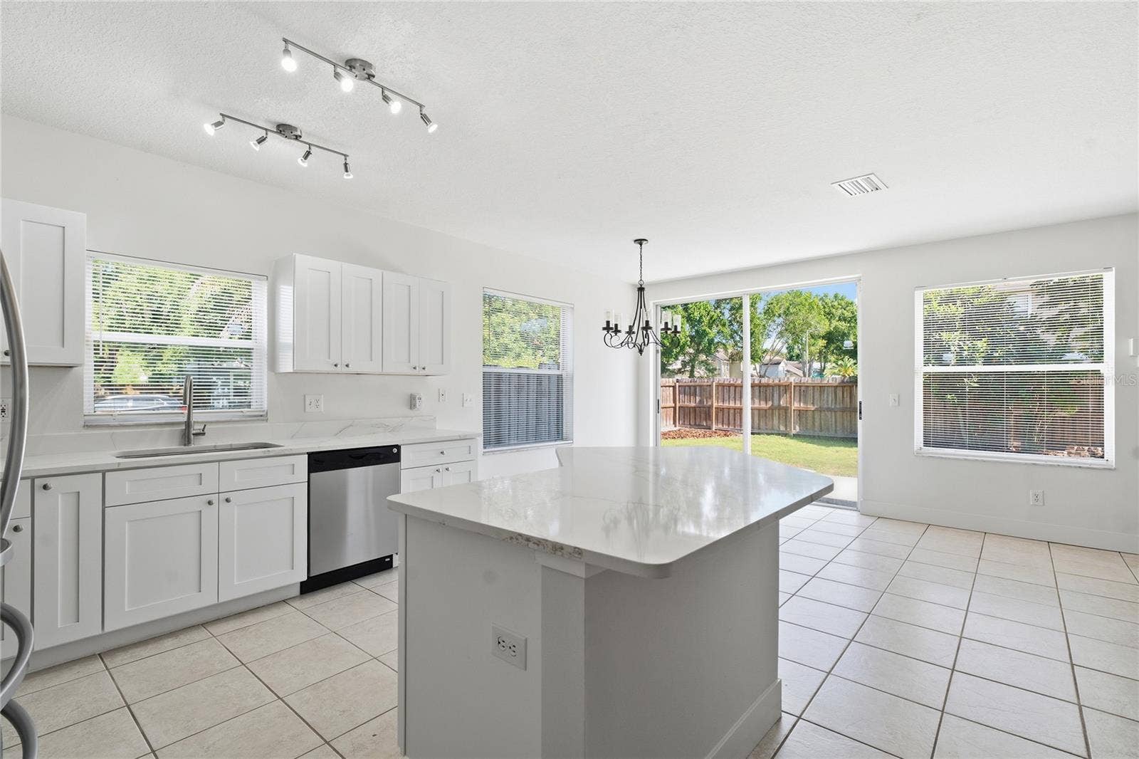 16867 LE CLARE SHORES DRIVE, Tampa, FL 33624