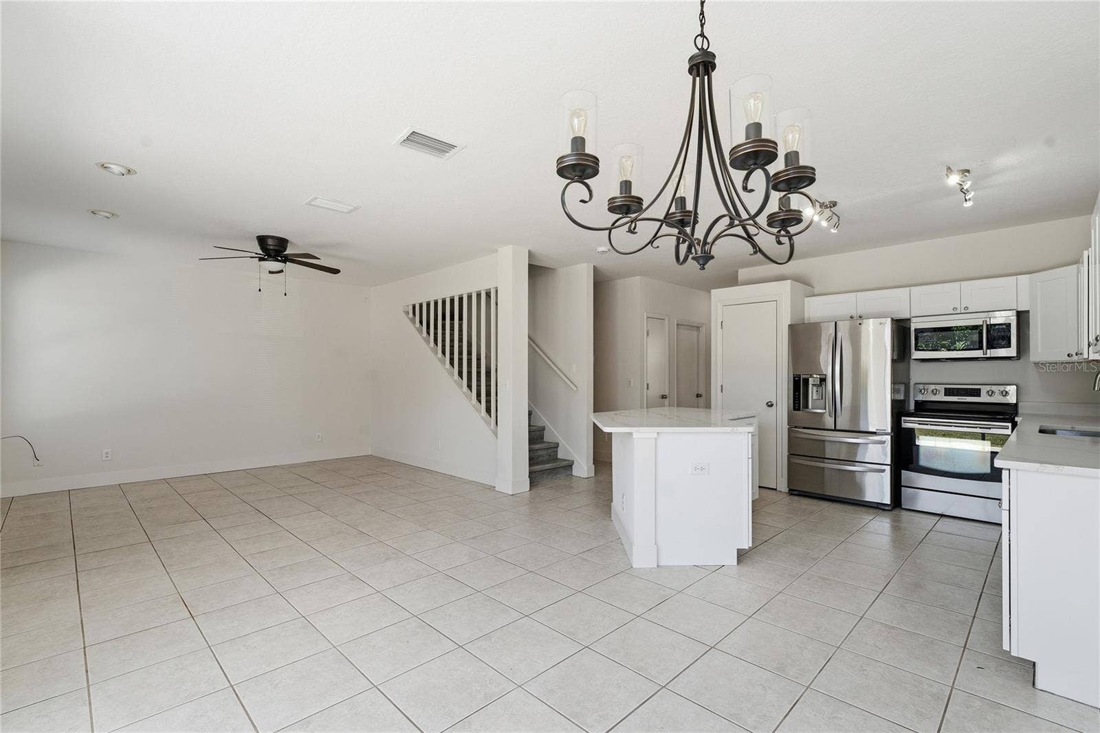 16867 LE CLARE SHORES DRIVE, Tampa, FL 33624