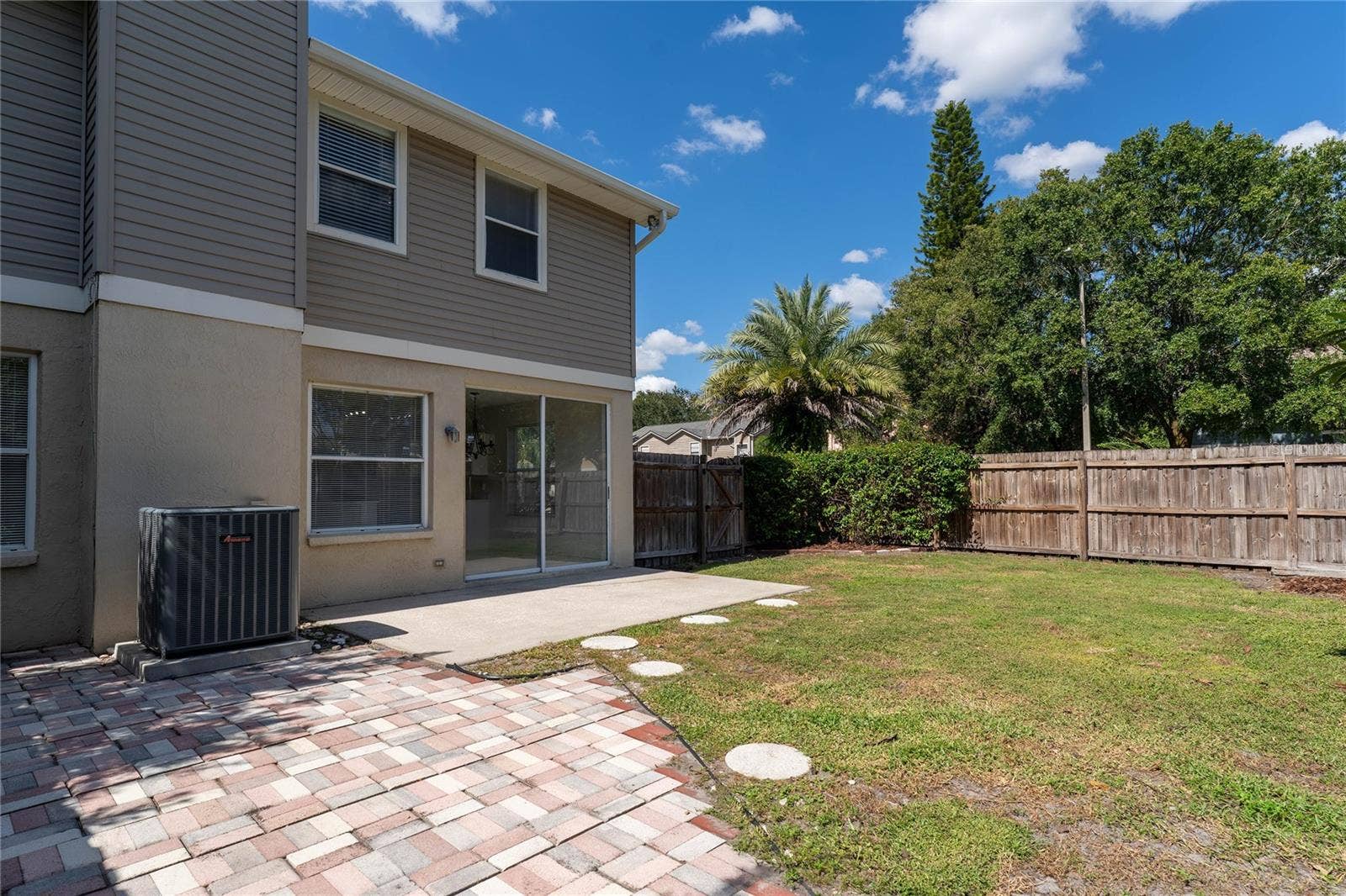 16867 LE CLARE SHORES DRIVE, Tampa, FL 33624