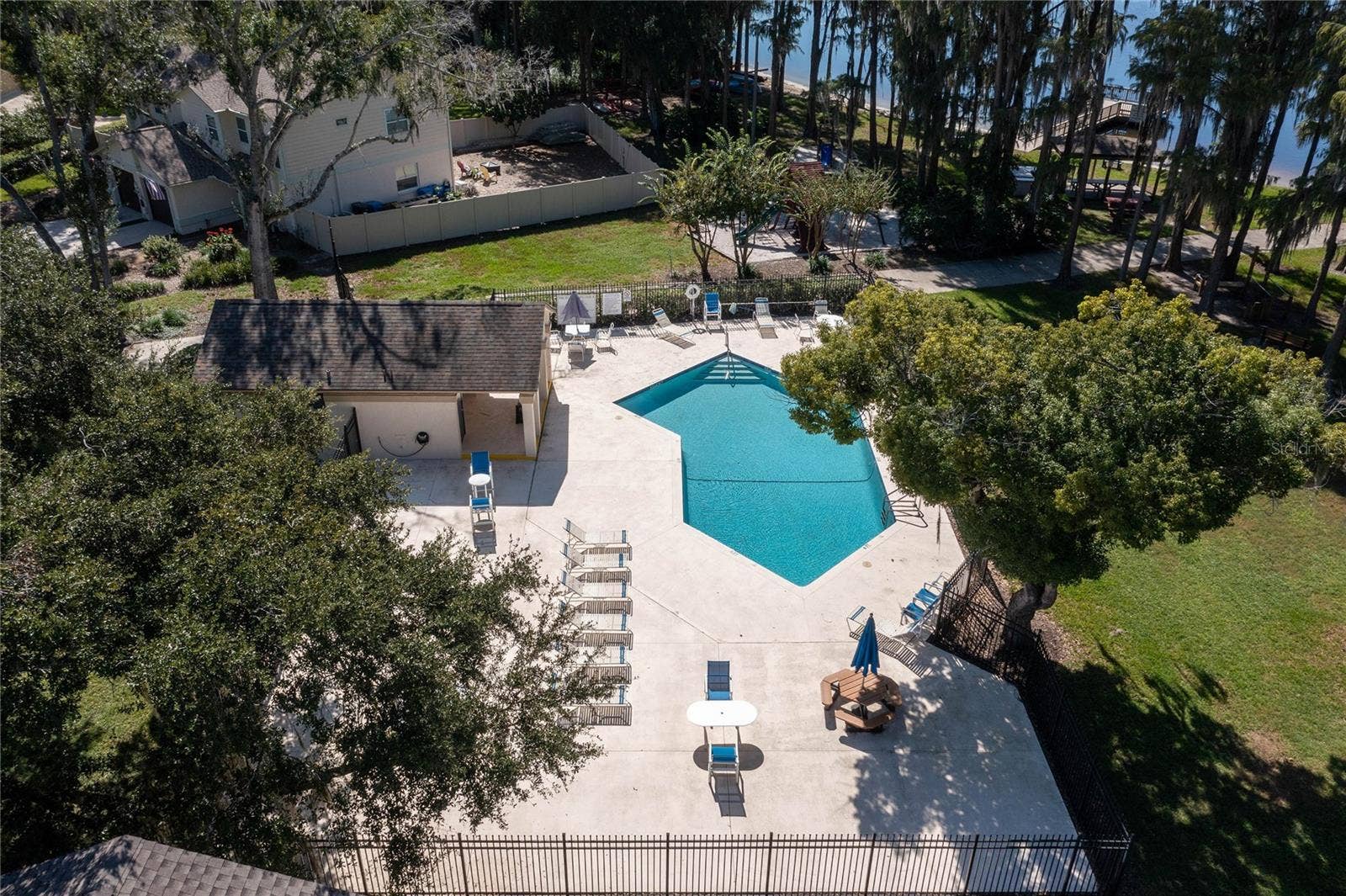 16867 LE CLARE SHORES DRIVE, Tampa, FL 33624