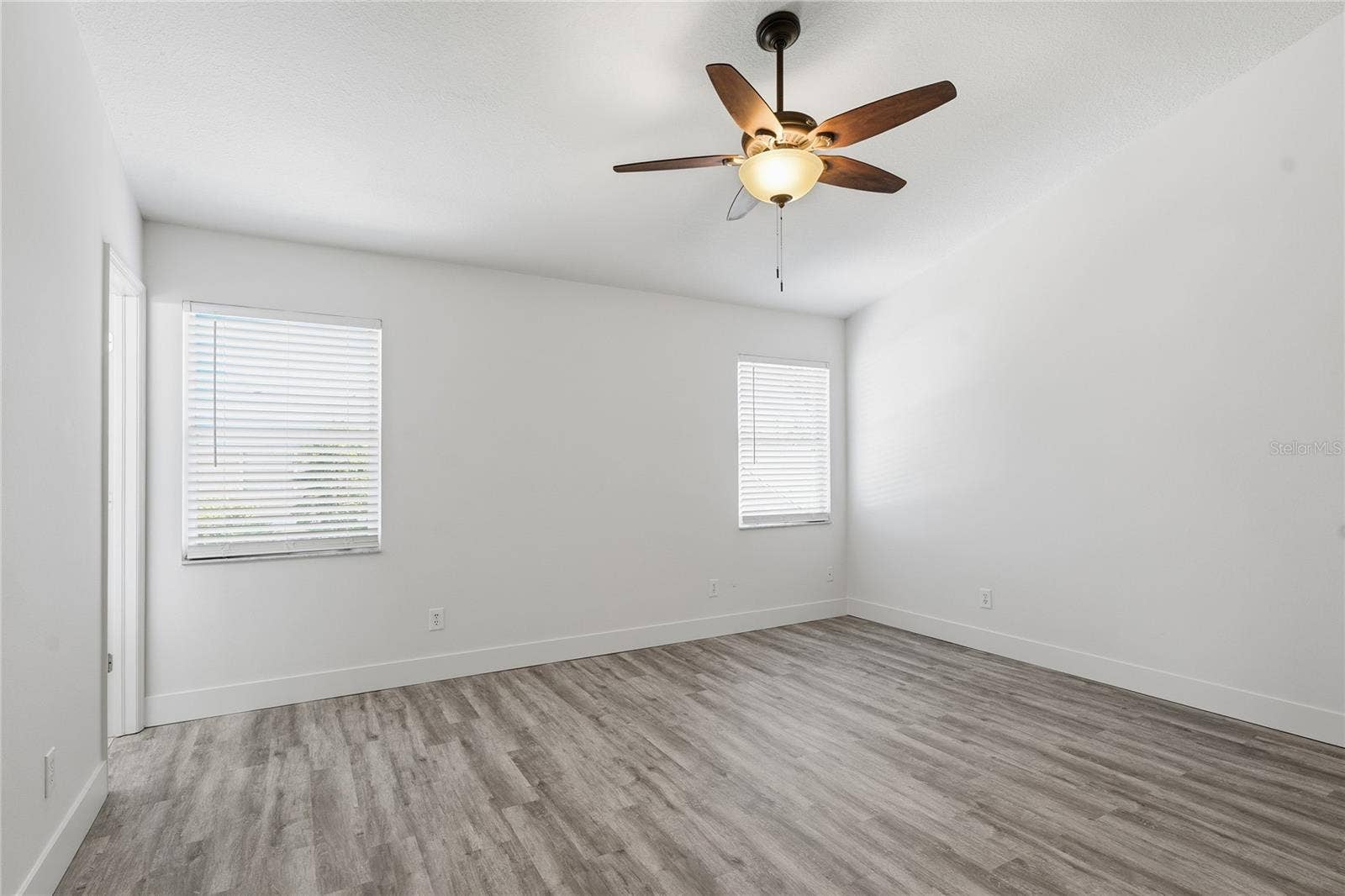 16867 LE CLARE SHORES DRIVE, Tampa, FL 33624