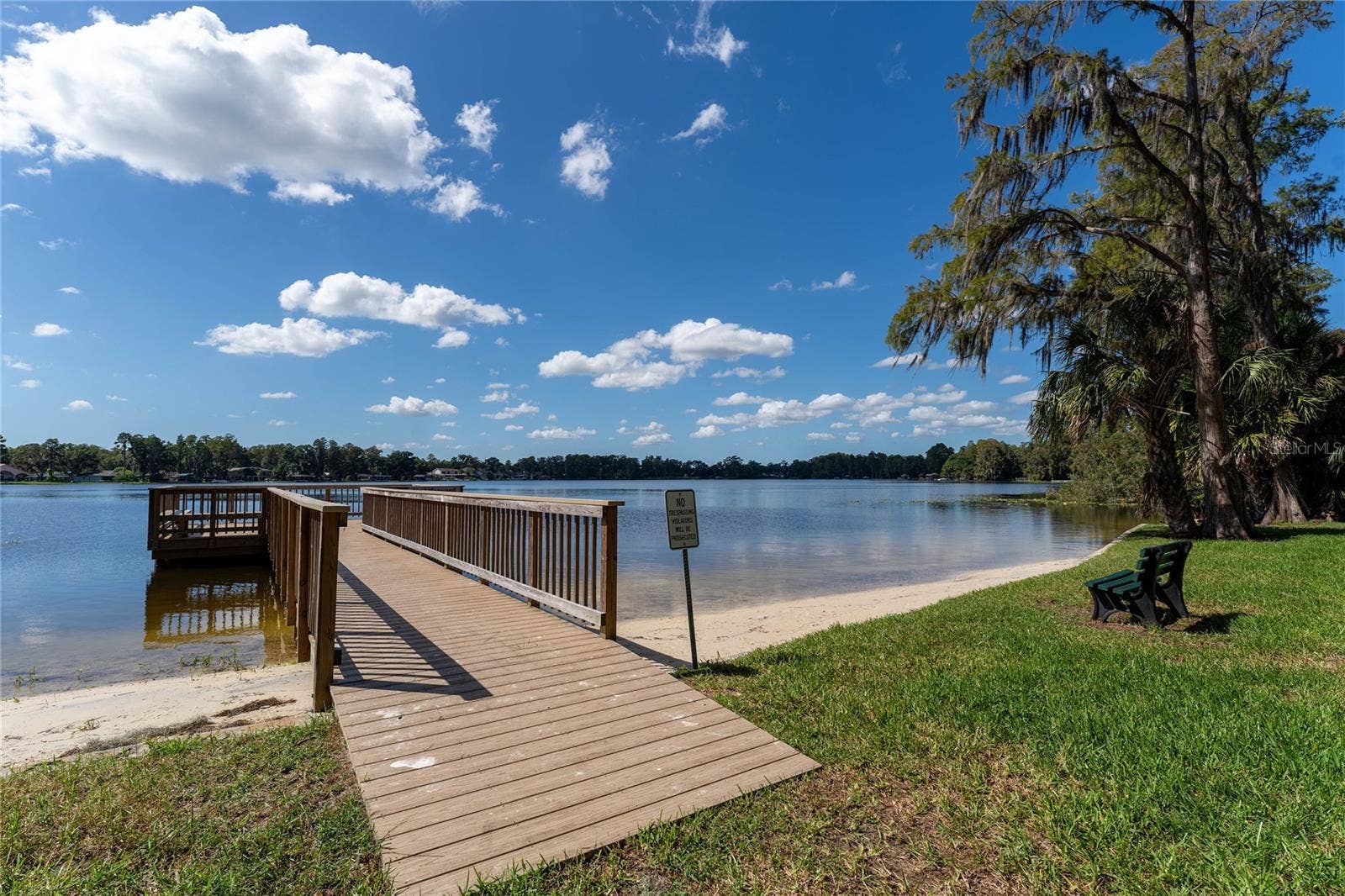 16867 LE CLARE SHORES DRIVE, Tampa, FL 33624