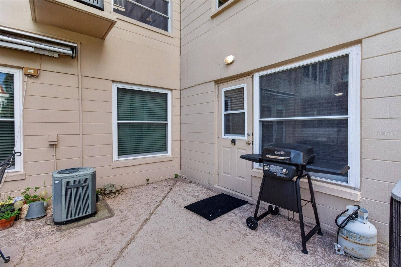 2435 SUMATRAN WAY, #9, Clearwater, FL 33763