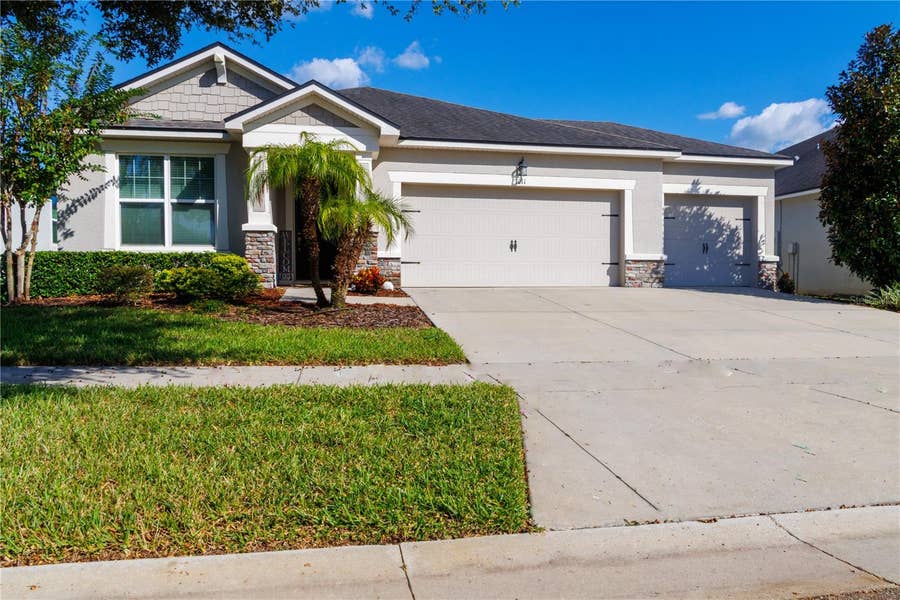 Property photo for 1011 BETTER DAYS PLACE, Valrico, FL