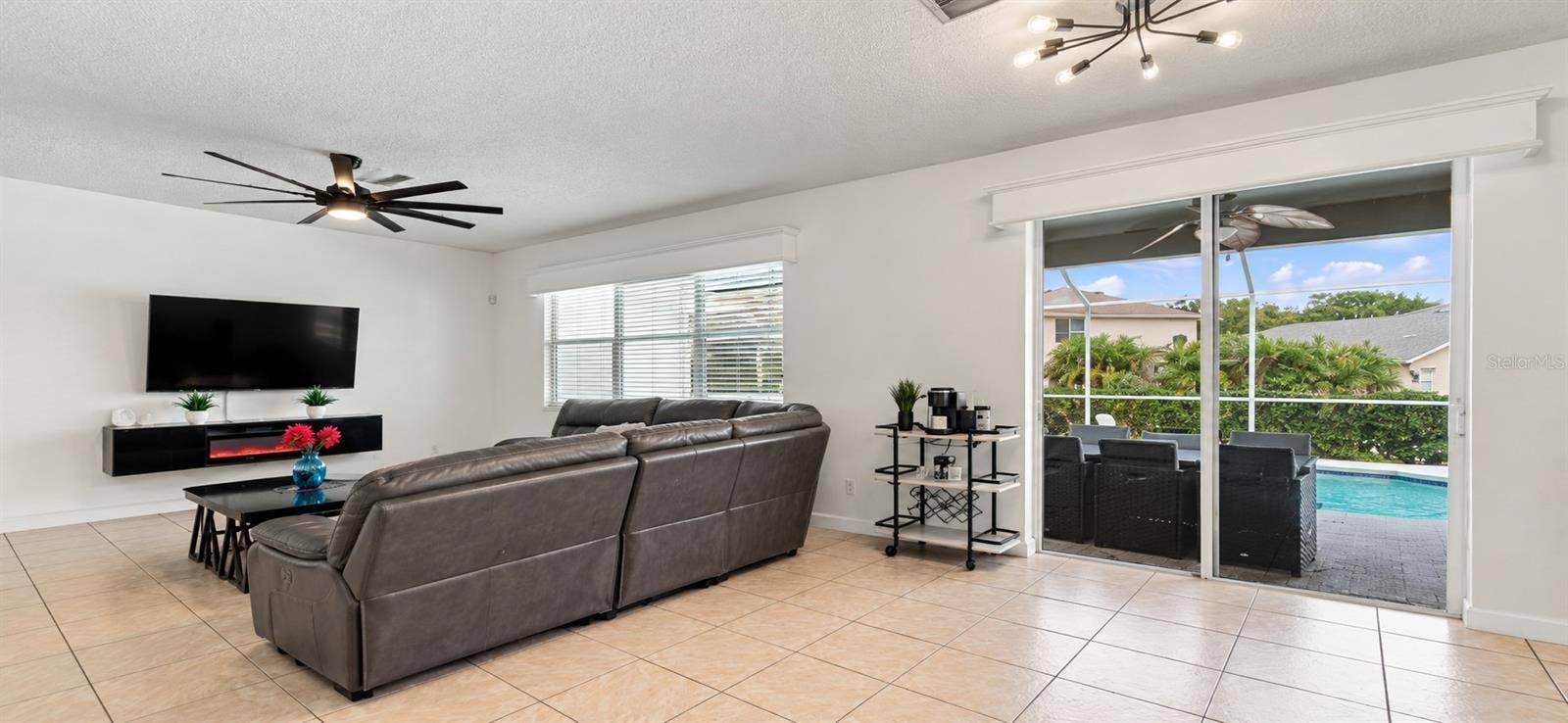 19025 FISHERMANS BEND DRIVE, Lutz, FL 33558