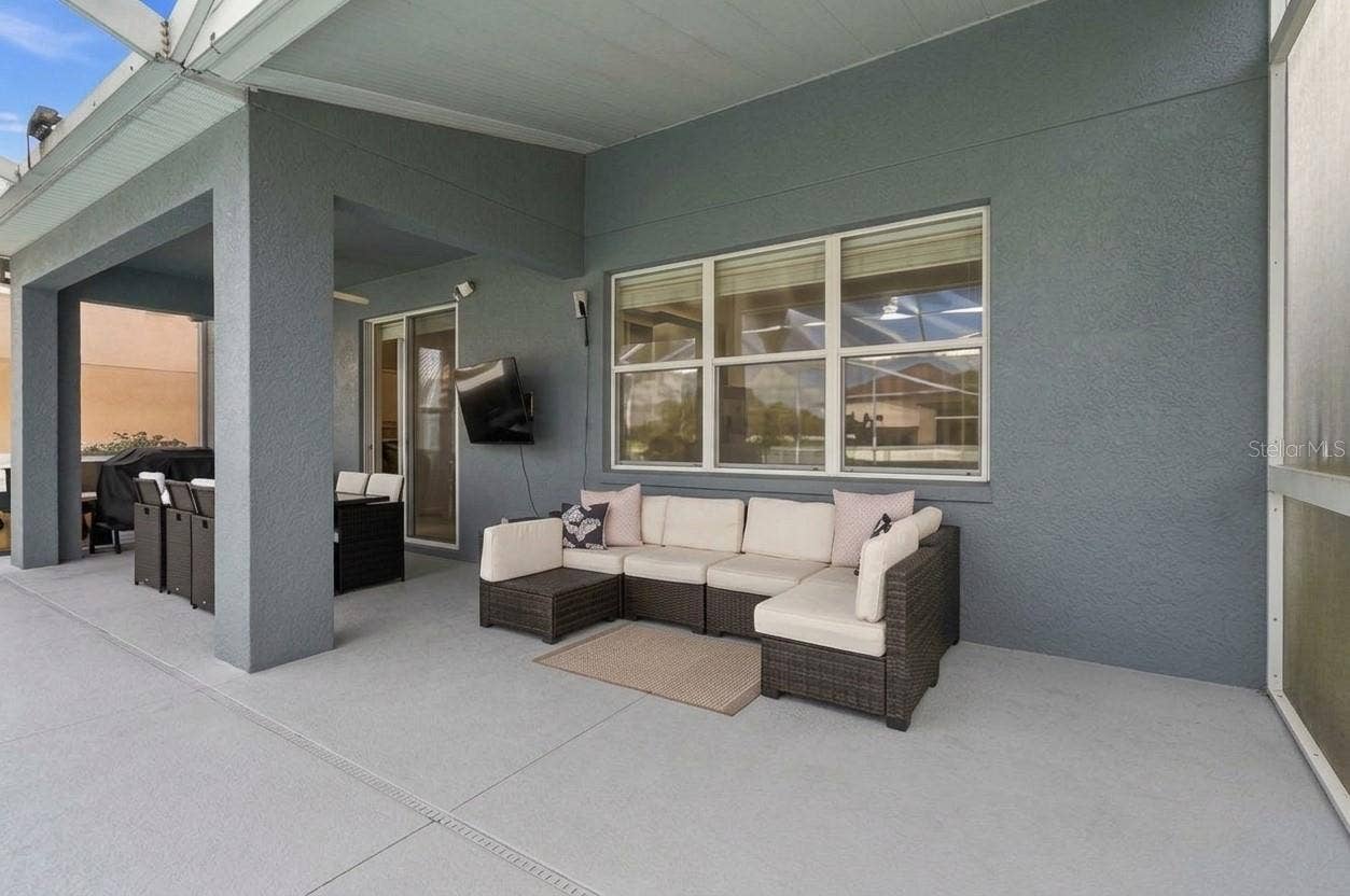 19025 FISHERMANS BEND DRIVE, Lutz, FL 33558