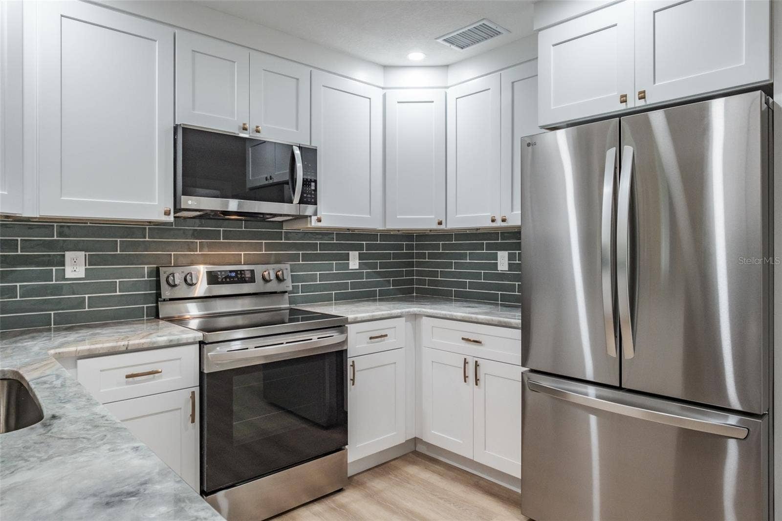 502 N LINCOLN AVENUE, Clearwater, FL 33755 502 N LINCOLN AVENUE, Clearwater, FL 33755