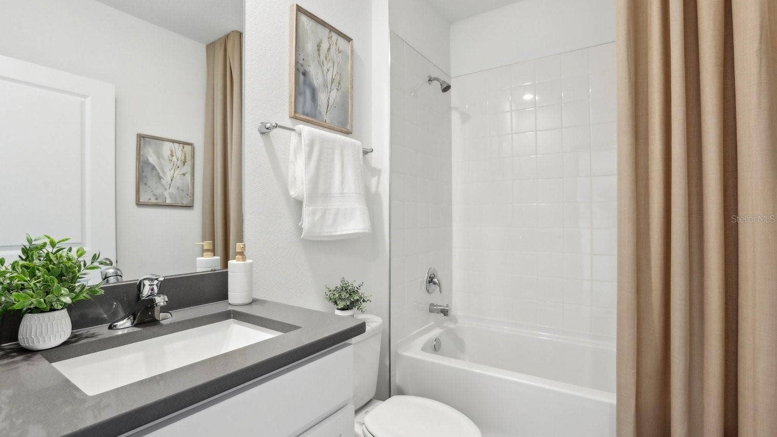32924 WINTERWOOD BOULEVARD, Wesley Chapel, FL 33543 32924 WINTERWOOD BOULEVARD, Wesley Chapel, FL 33543