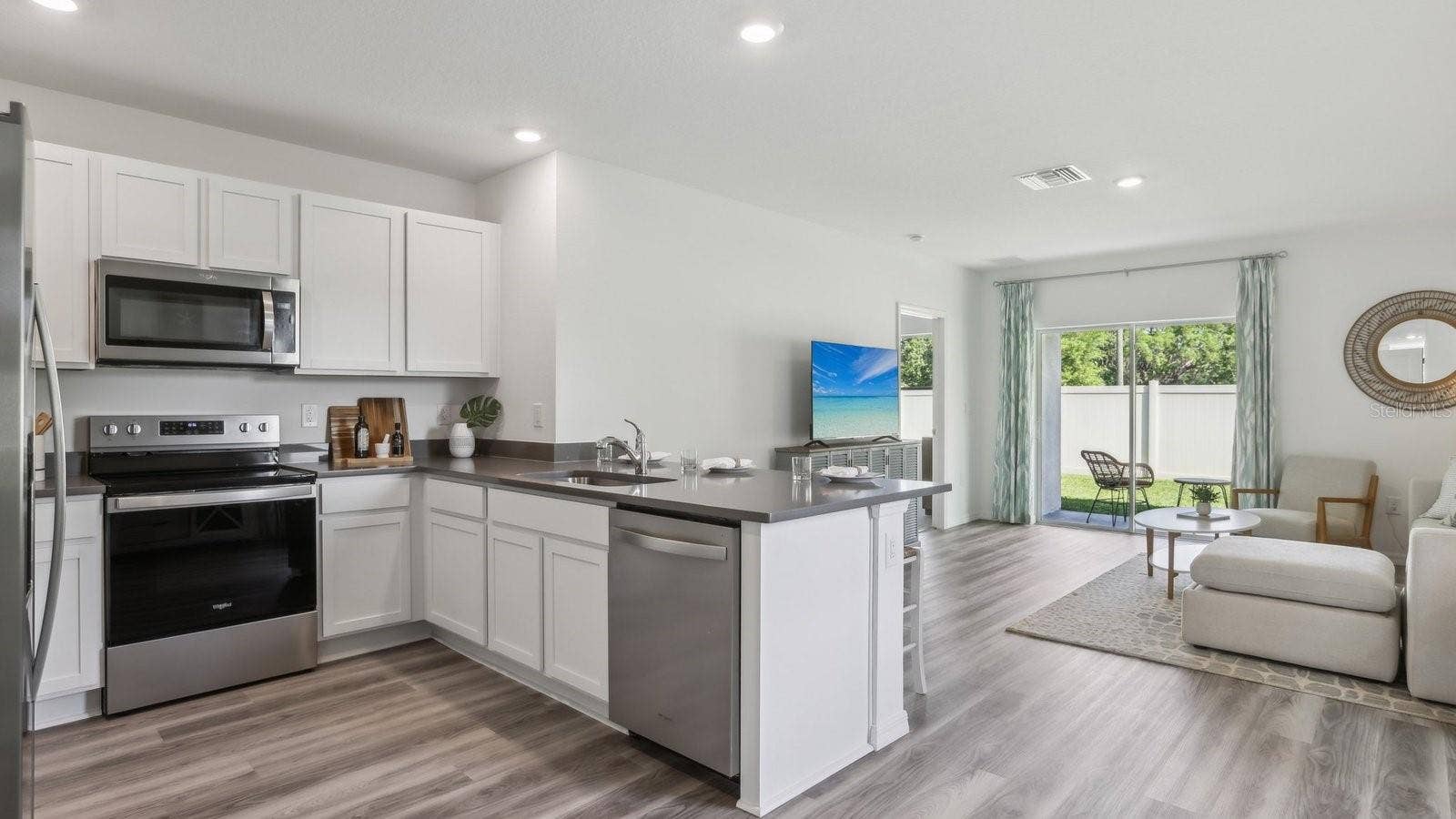 32924 WINTERWOOD BOULEVARD, Wesley Chapel, FL 33543 32924 WINTERWOOD BOULEVARD, Wesley Chapel, FL 33543