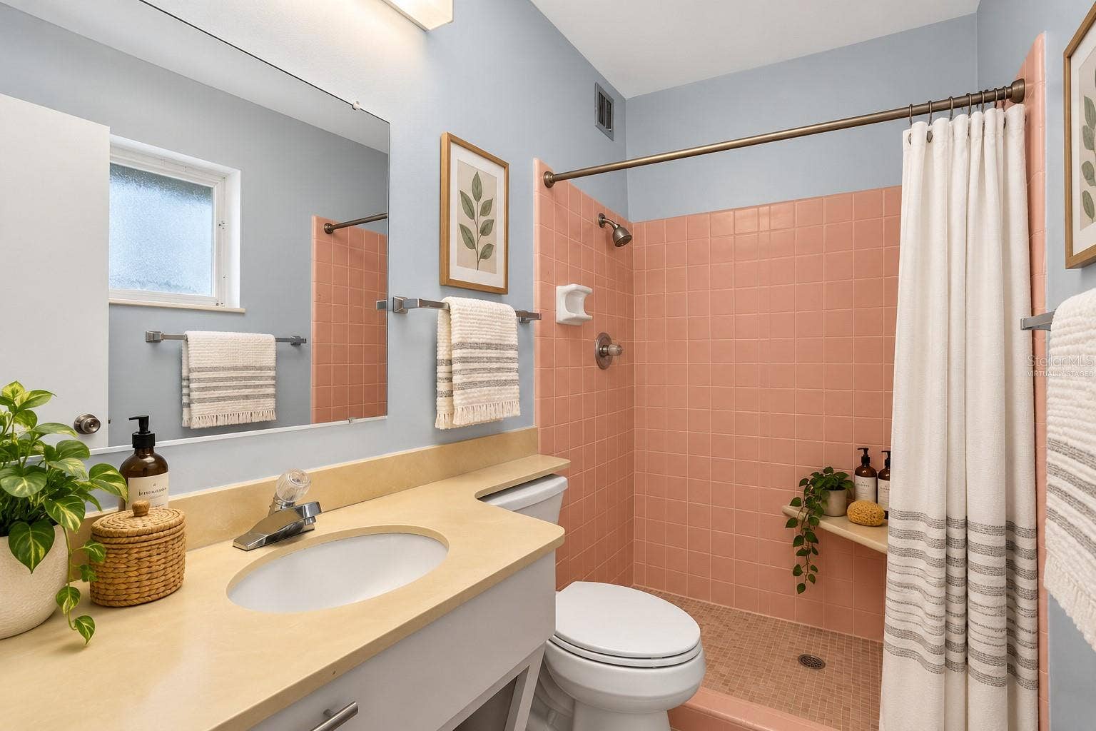 801 OAKMONT AVENUE, Sun City Center, FL 33573 VIRTUALLY STAGED
