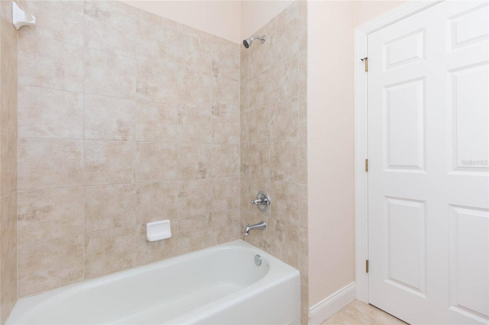 320 IBISVIEW LANE, Apollo Beach, FL 33572 320 IBISVIEW LANE, Apollo Beach, FL 33572