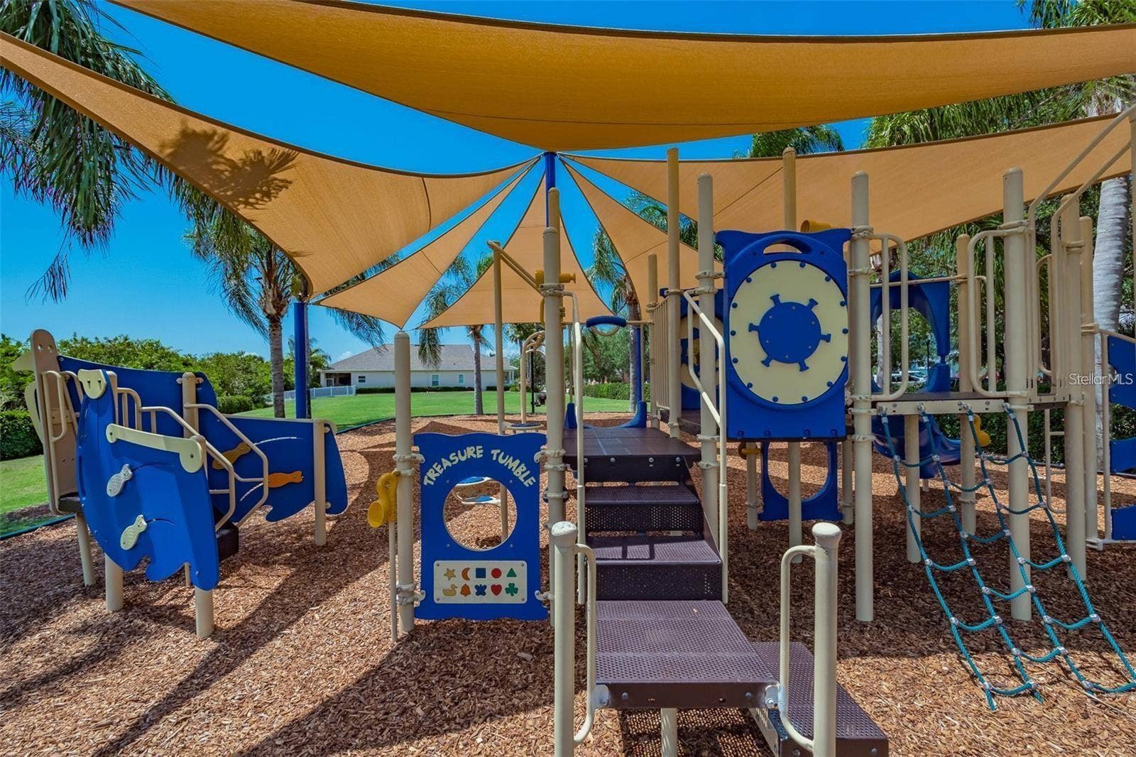 320 IBISVIEW LANE, Apollo Beach, FL 33572 320 IBISVIEW LANE, Apollo Beach, FL 33572