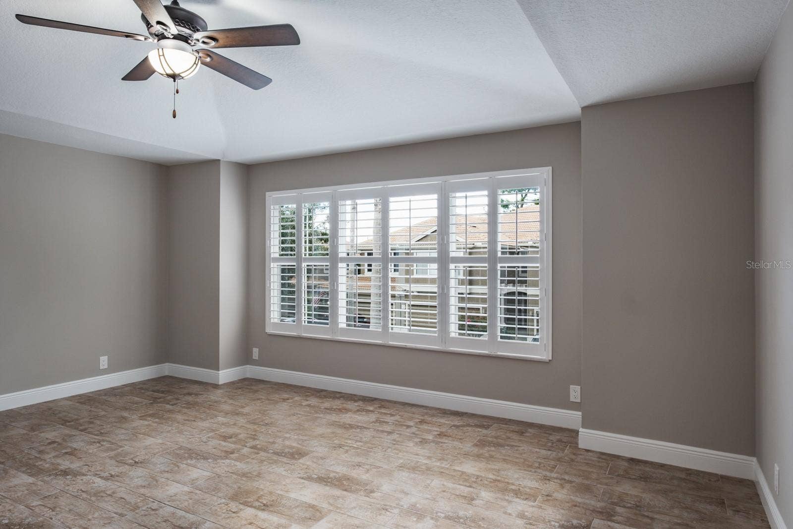 3298 COVERED BRIDGE DRIVE W, Dunedin, FL 34698 3298 COVERED BRIDGE DRIVE W, Dunedin, FL 34698