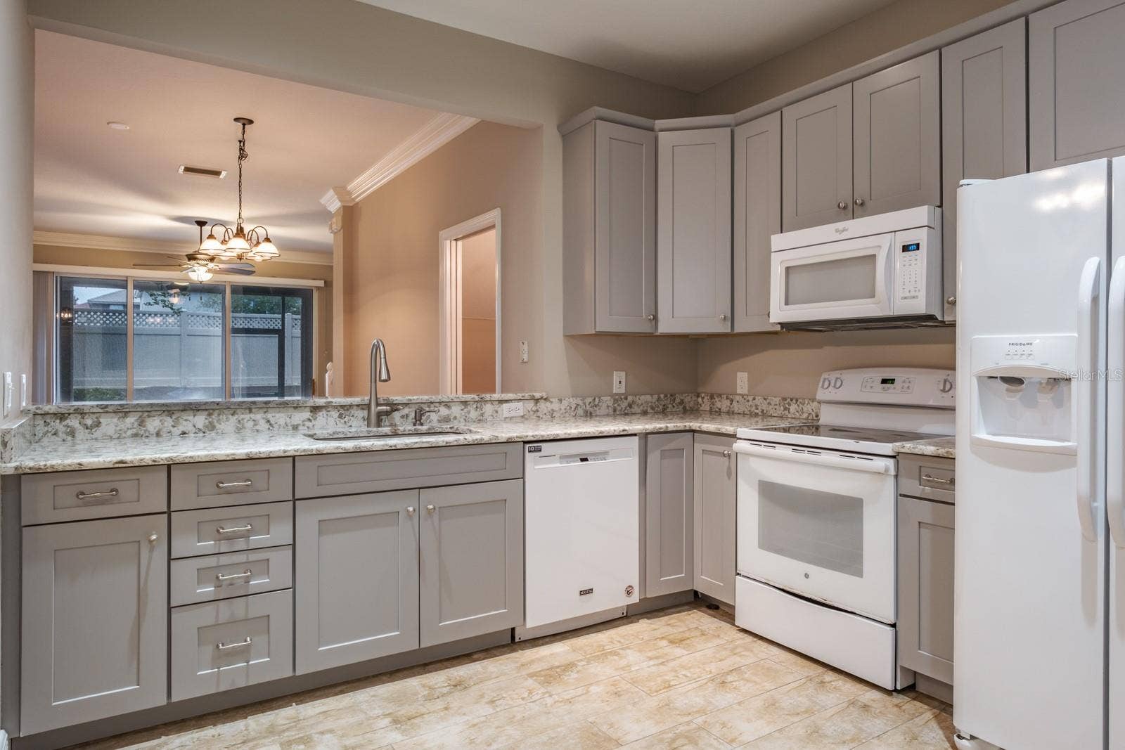 3298 COVERED BRIDGE DRIVE W, Dunedin, FL 34698 3298 COVERED BRIDGE DRIVE W, Dunedin, FL 34698