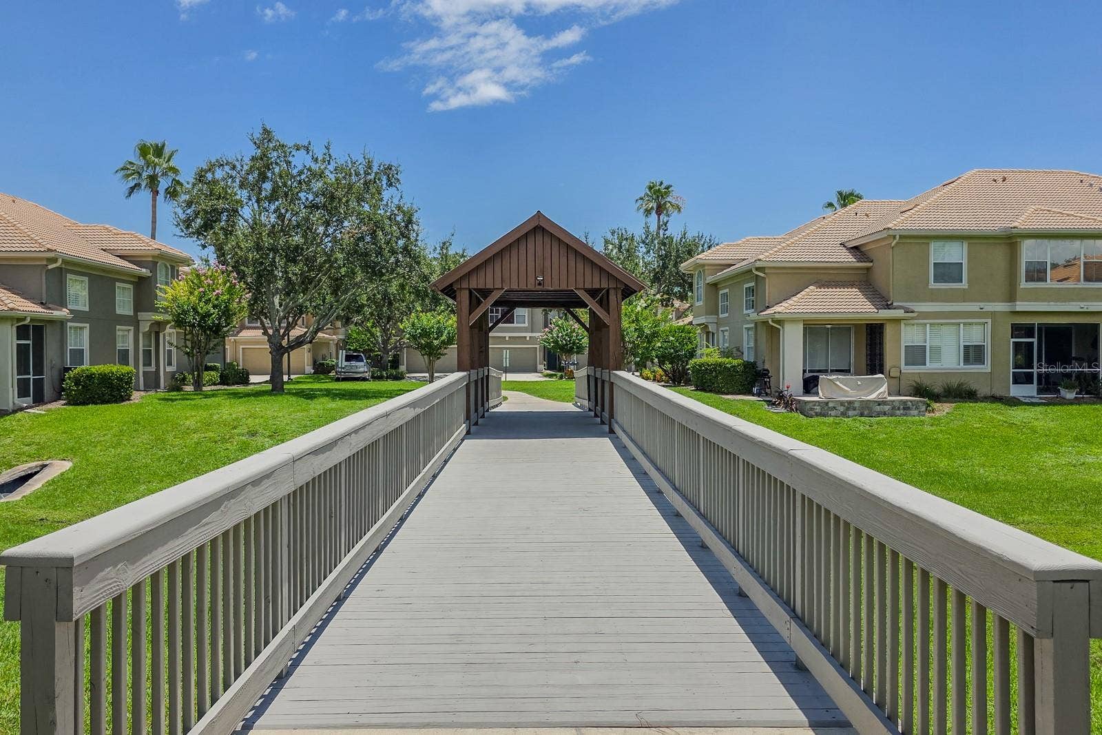 3298 COVERED BRIDGE DRIVE W, Dunedin, FL 34698 3298 COVERED BRIDGE DRIVE W, Dunedin, FL 34698