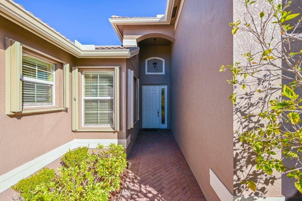 15644 AURORA LAKE CIRCLE, Wimauma, FL 33598 15644 AURORA LAKE CIRCLE, Wimauma, FL 33598