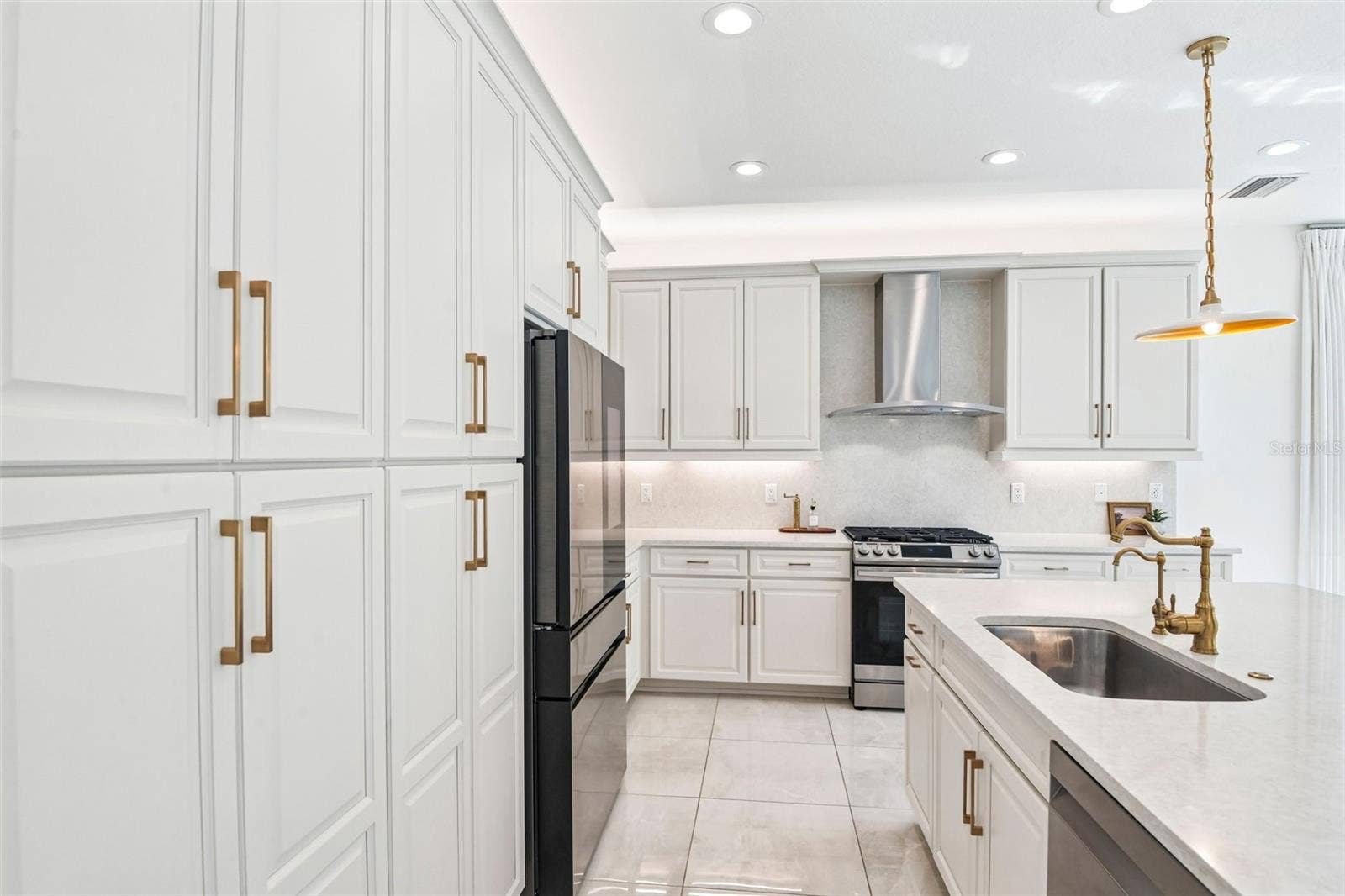 3469 GREAT BANYAN WAY, Wesley Chapel, FL 33543