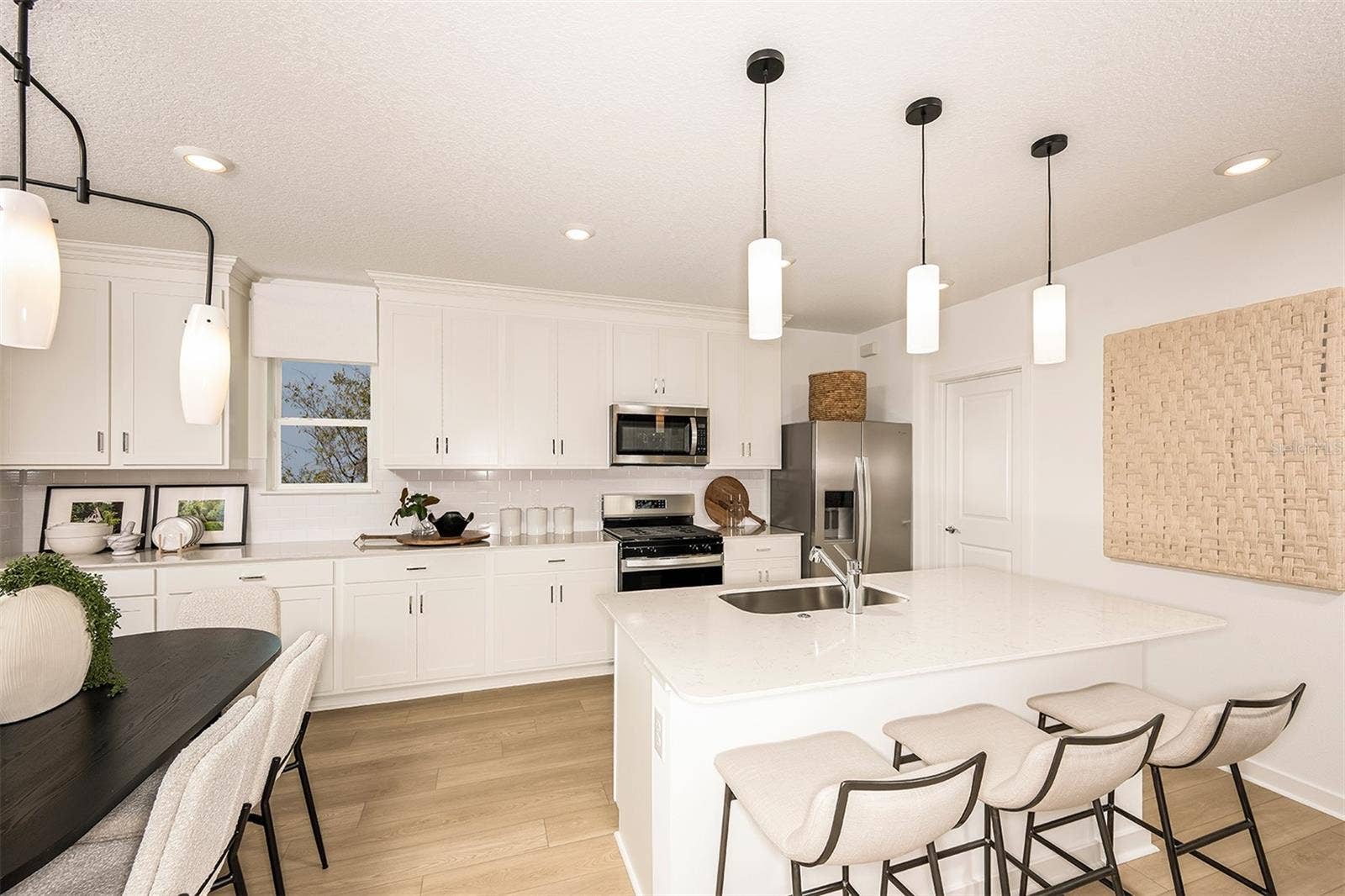 9907 TRELLIS VINE WAY, Parrish, FL 34219 Model Representation