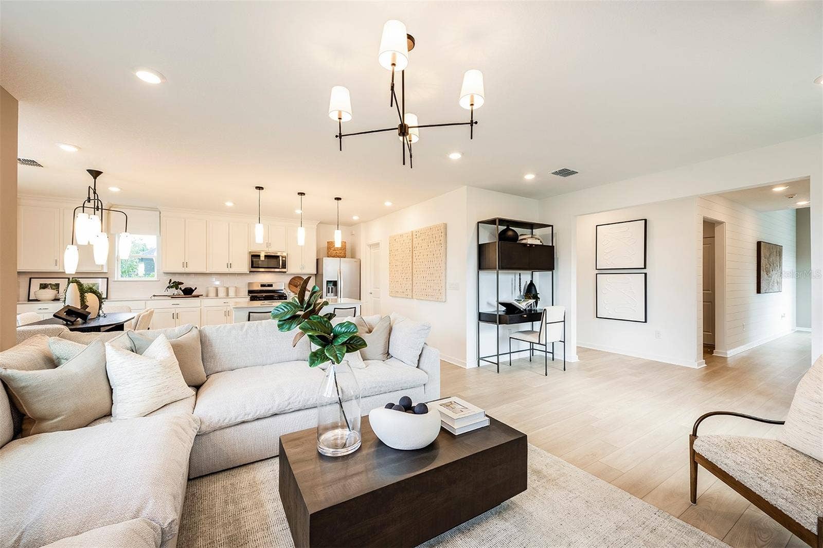 9907 TRELLIS VINE WAY, Parrish, FL 34219 Model Representation
