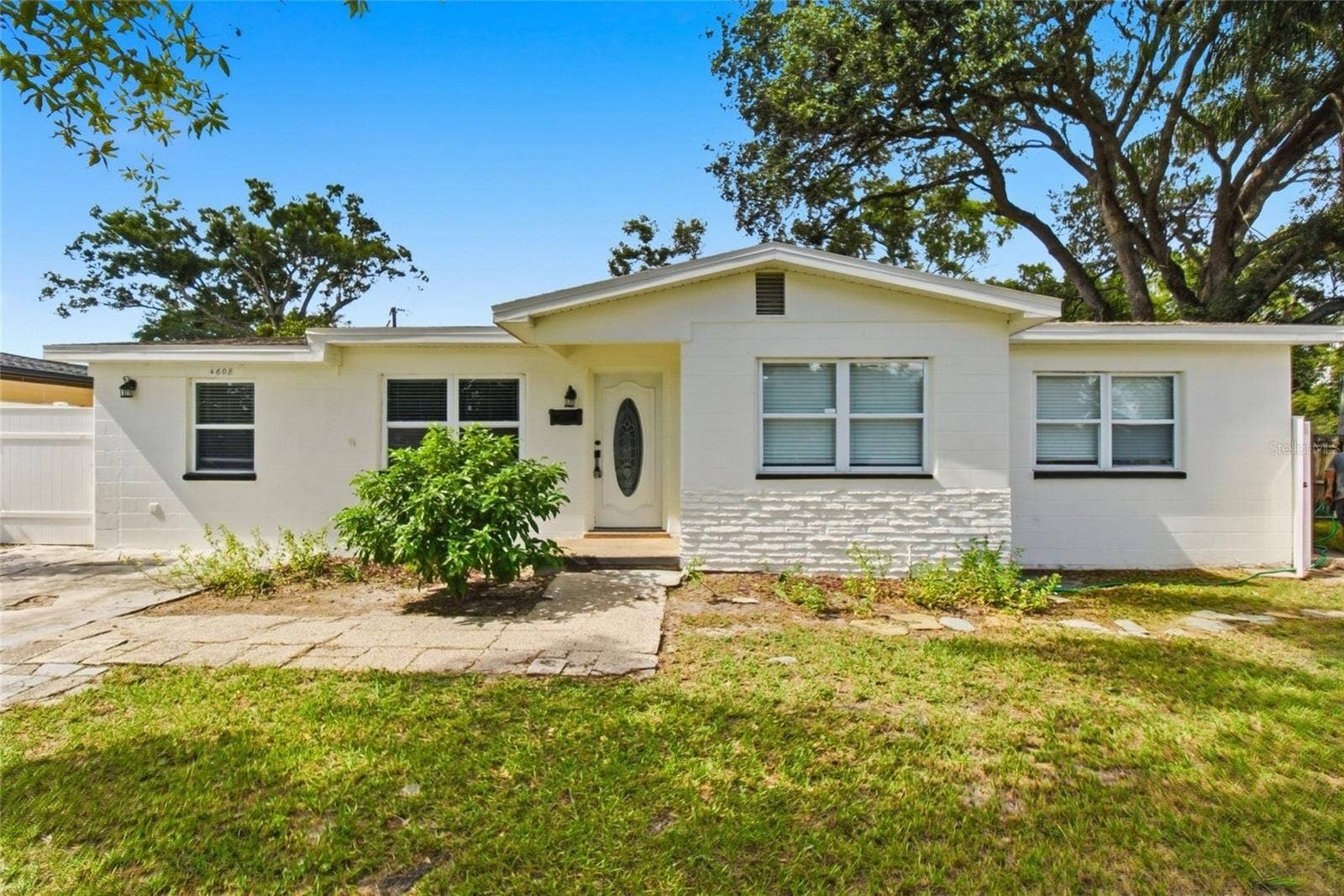 4608 HARVEY AVENUE, Tampa, FL 33603