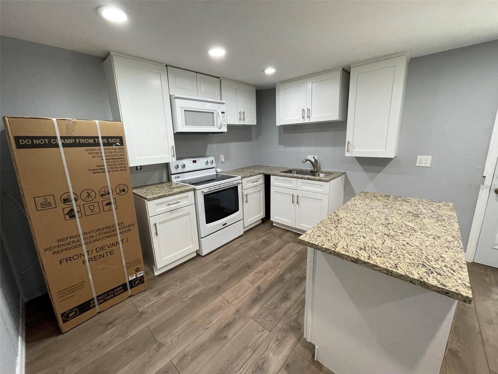 2335 EVANS ROAD, Clearwater, FL 33763 2335 EVANS ROAD, Clearwater, FL 33763