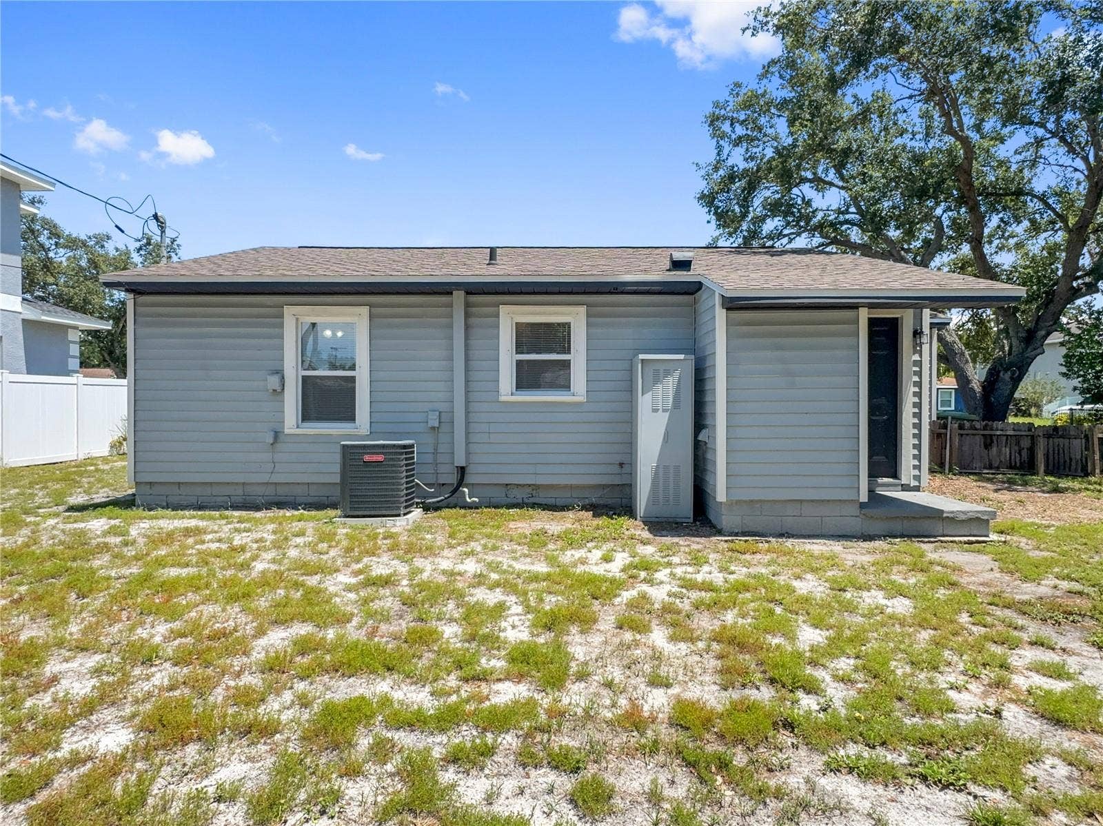 3110 W HARTNETT AVENUE, Tampa, FL 33611 3110 W HARTNETT AVENUE, Tampa, FL 33611